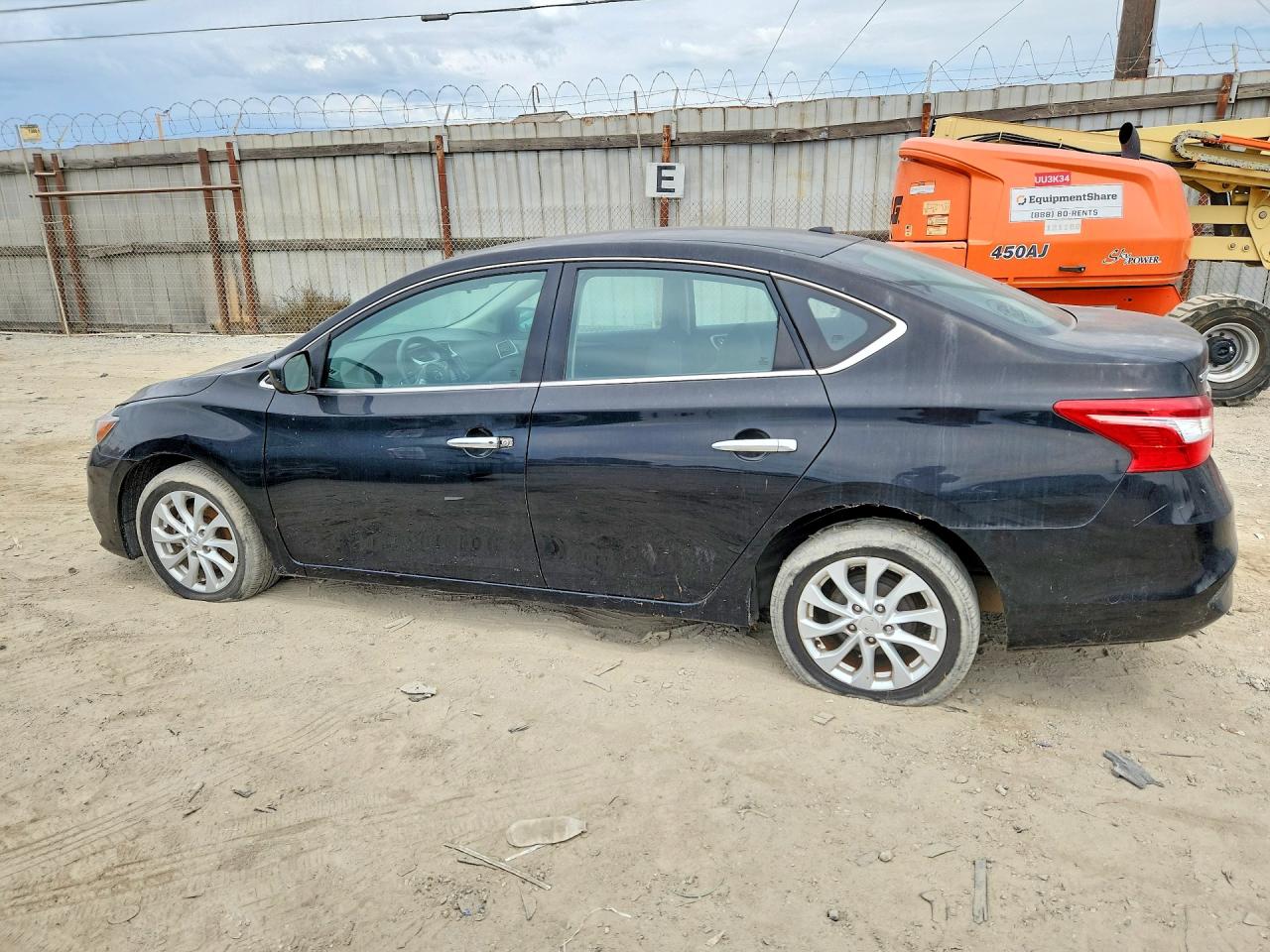 2018 NISSAN SENTRA SV — снимка 2