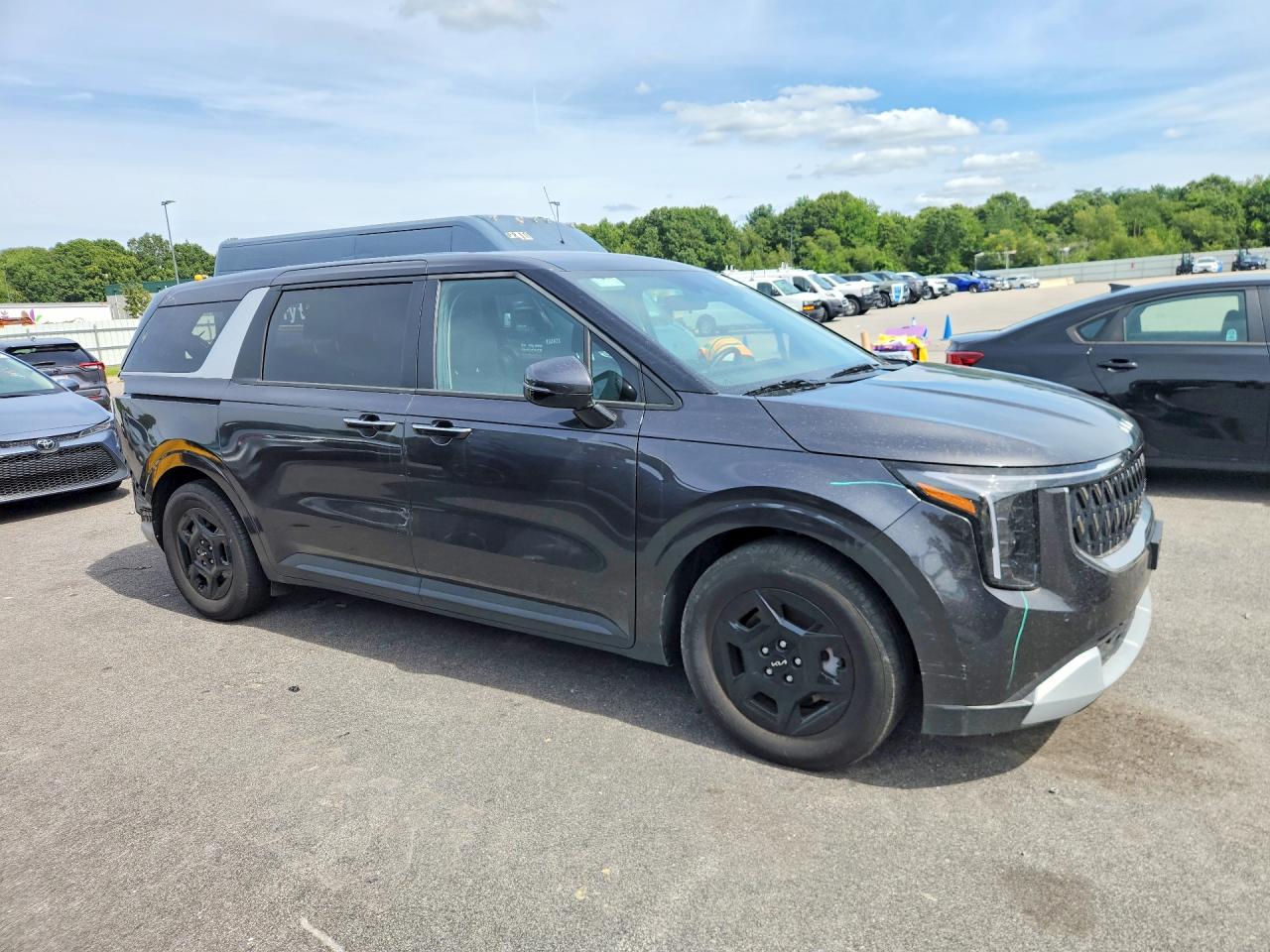 2026 KIA CARNIVAL LXS — снимка 4