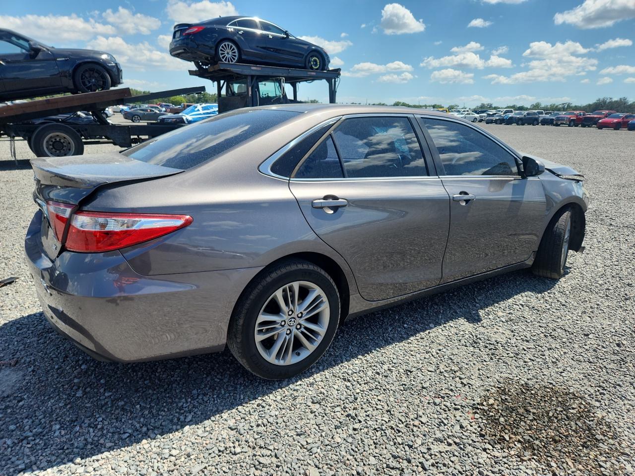 2017 TOYOTA CAMRY SE — снимка 3