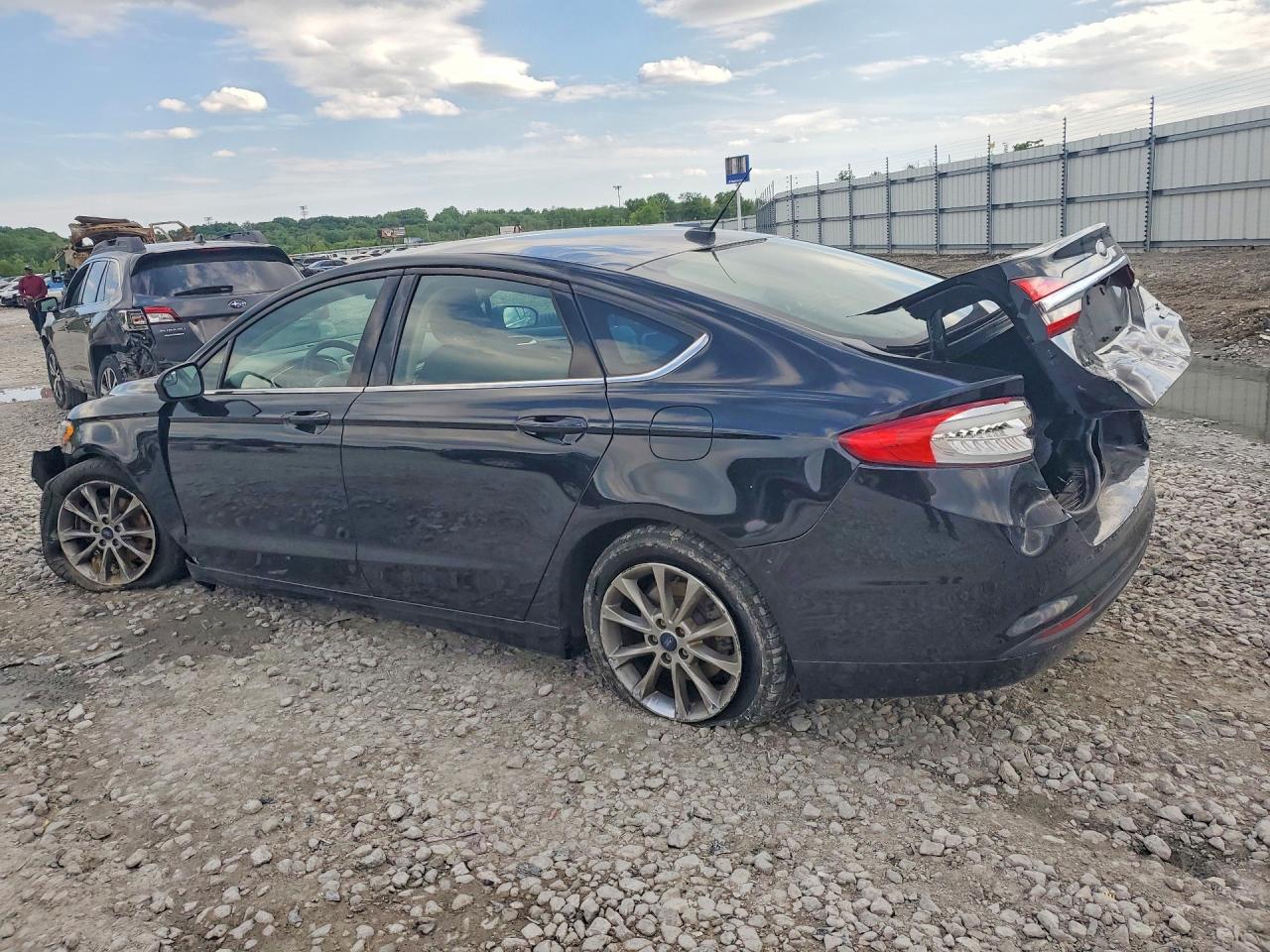 2017 FORD FUSION SE — снимка 2