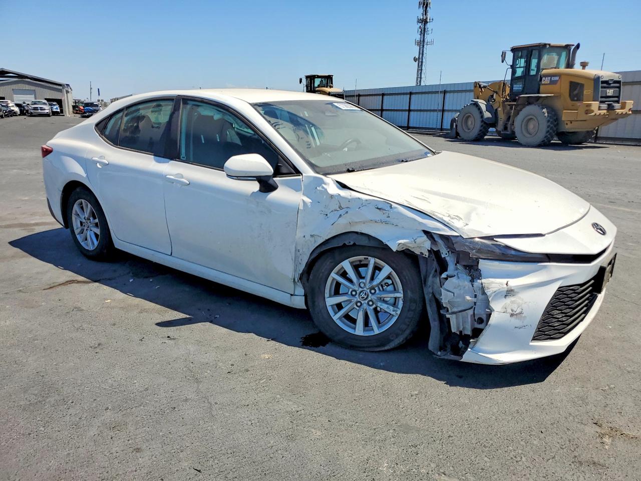 2025 TOYOTA CAMRY LE — снимка 4