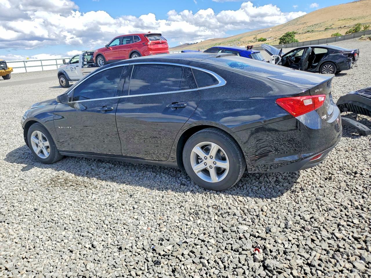 2024 CHEVROLET MALIBU LS — снимка 2