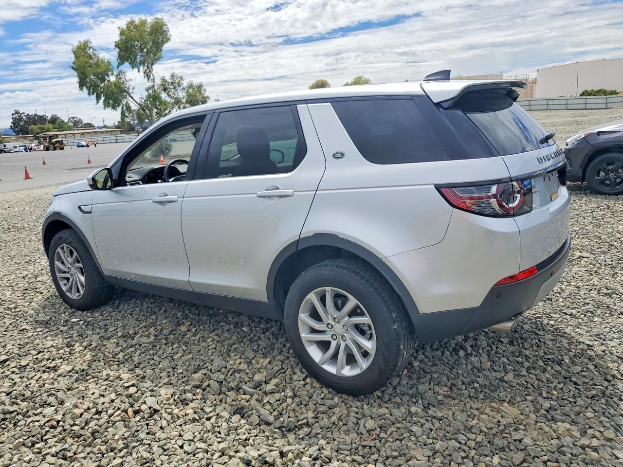 2019 LAND ROVER DISCOVERY SPORT HSE — снимка 2
