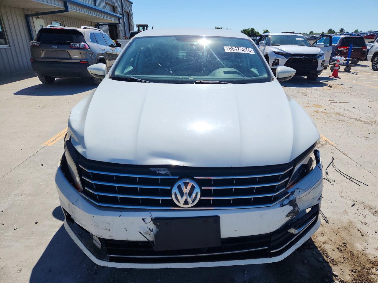 2017 VOLKSWAGEN PASSAT S — снимка 5