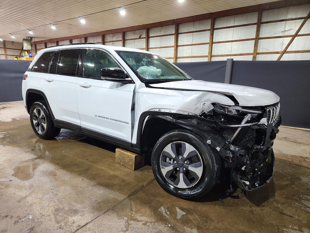 2024 JEEP GRAND CHEROKEE LIMITED 4XE — снимка 4