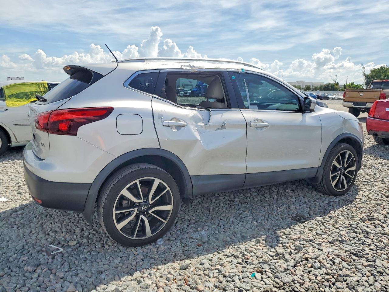 2018 NISSAN ROGUE SPORT SL — снимка 3