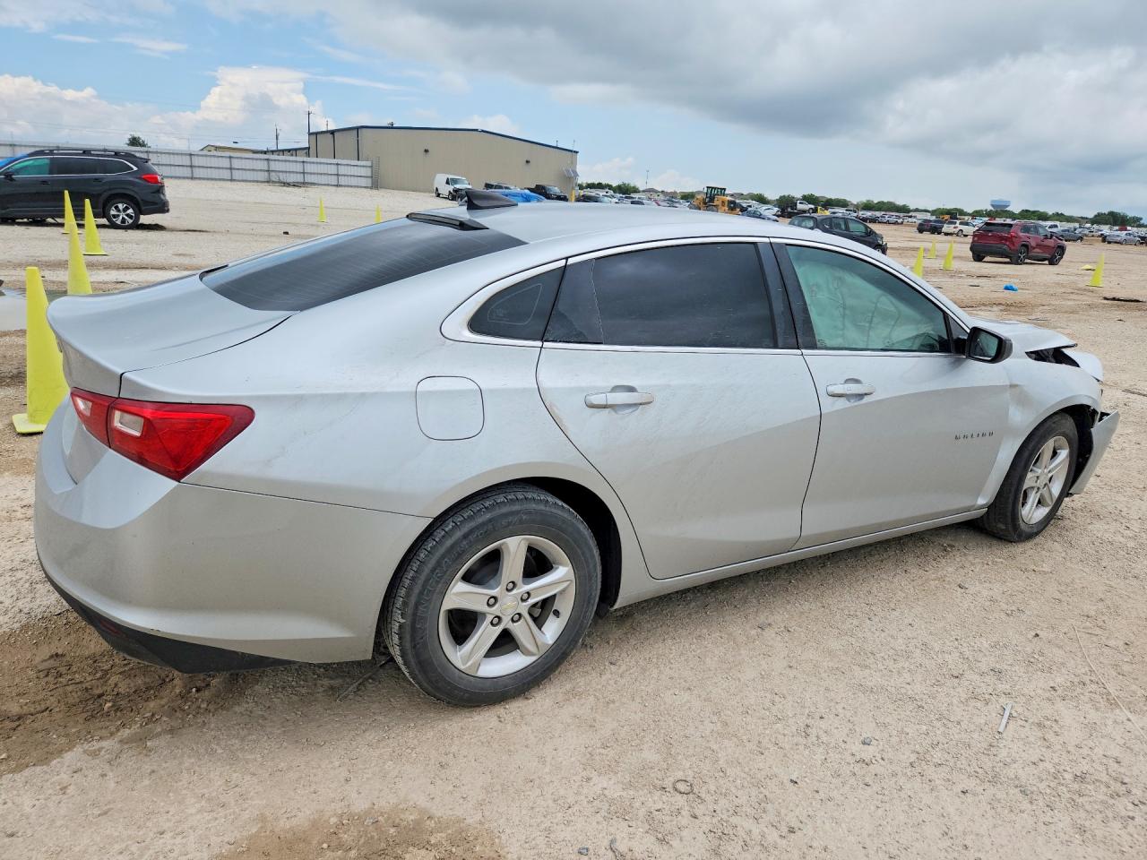 2021 CHEVROLET MALIBU LS — снимка 3
