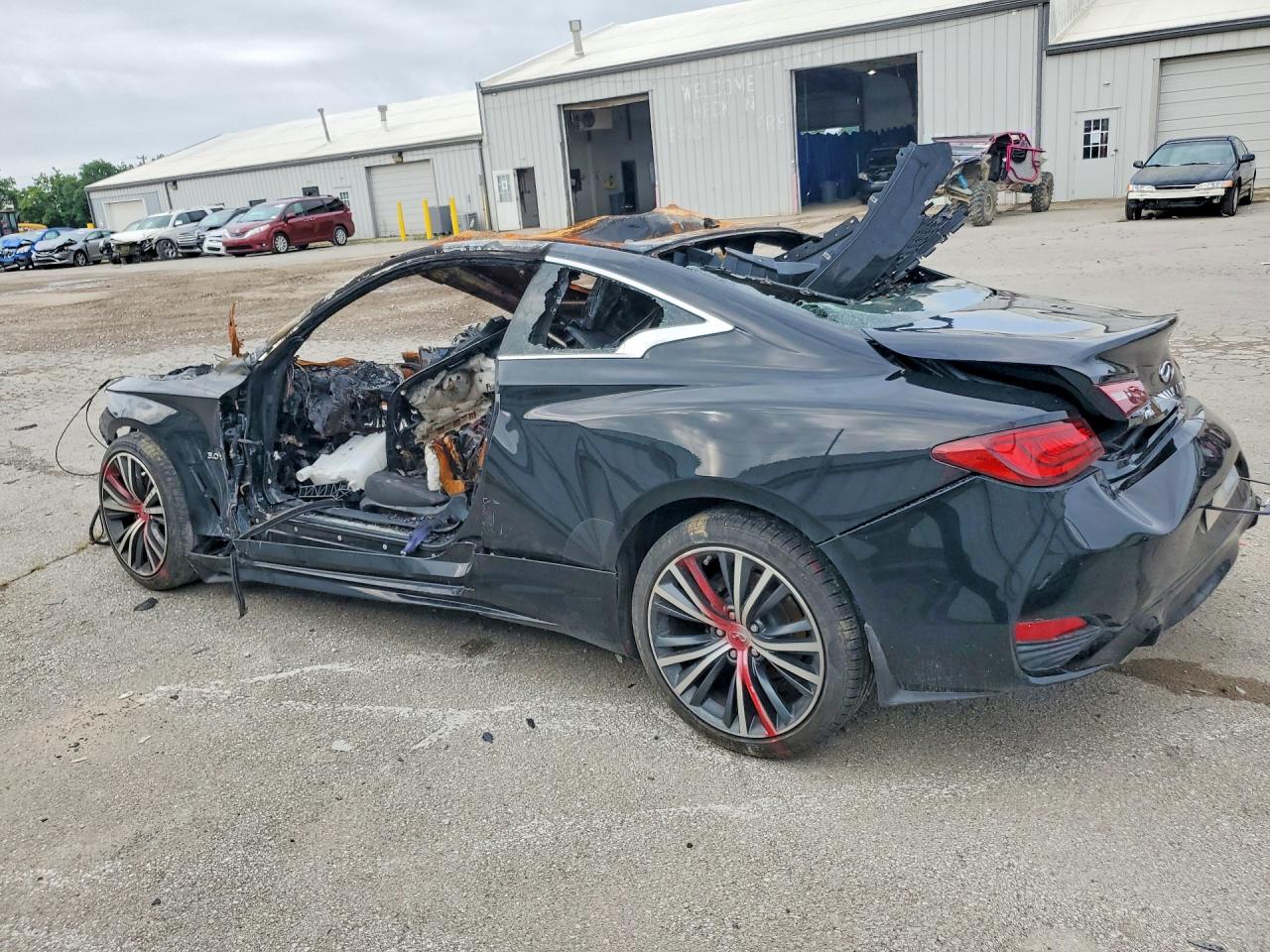 2017 INFINITI Q60 3.0T PREMIUM — снимка 2