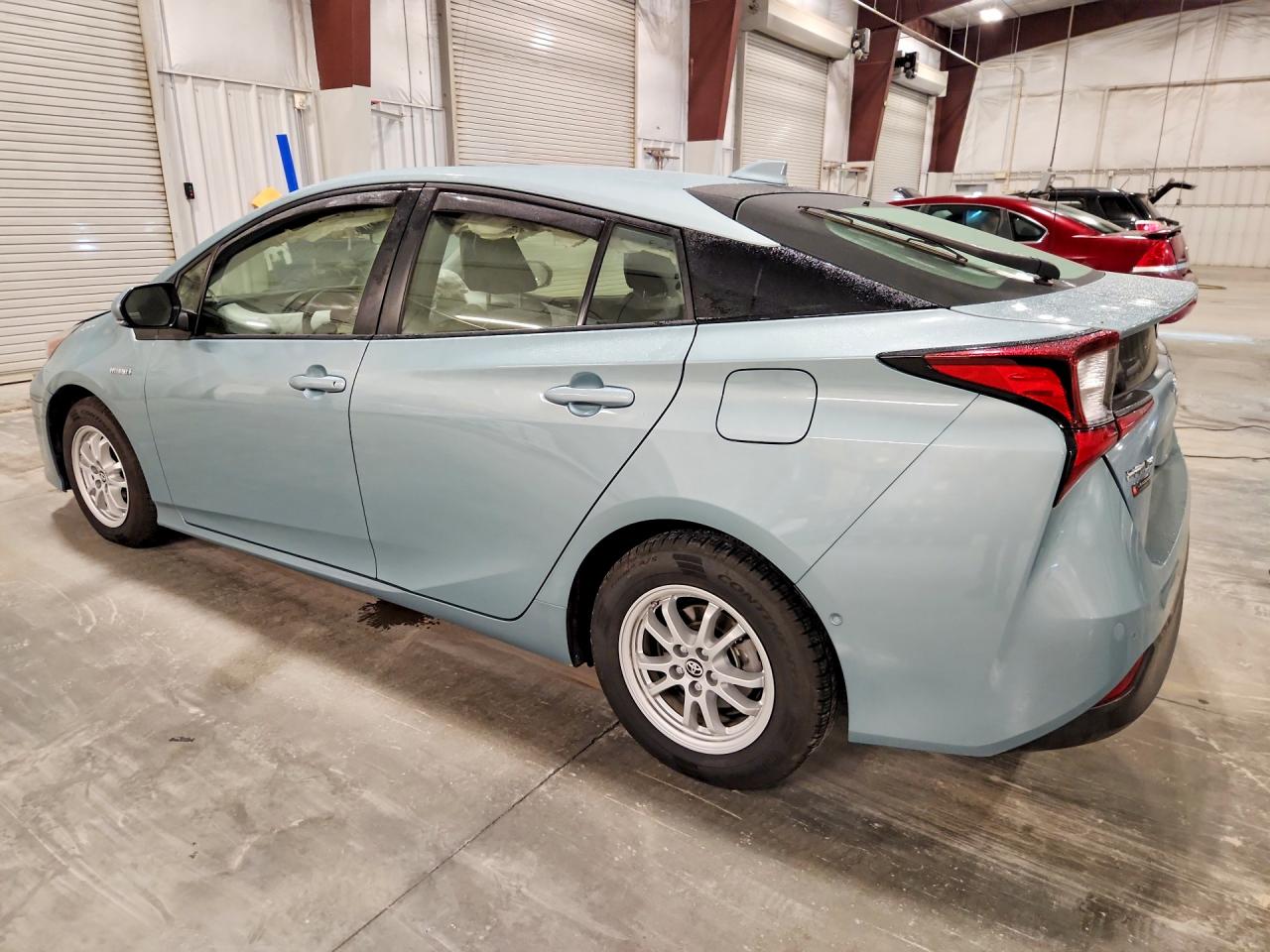2021 TOYOTA PRIUS LE — снимка 2