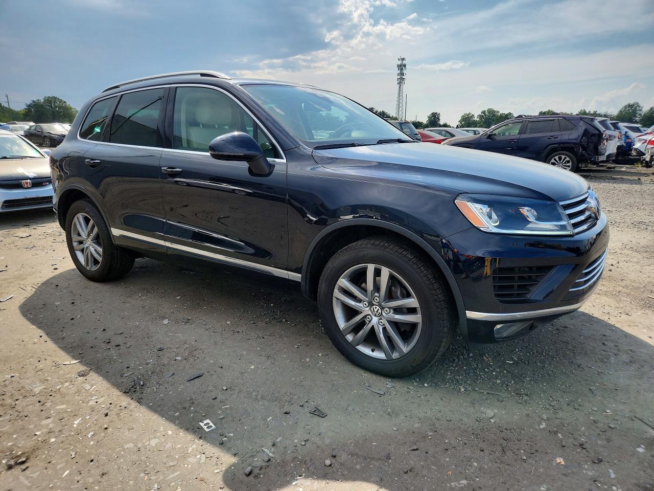 2015 VOLKSWAGEN TOUAREG V6 — снимка 4
