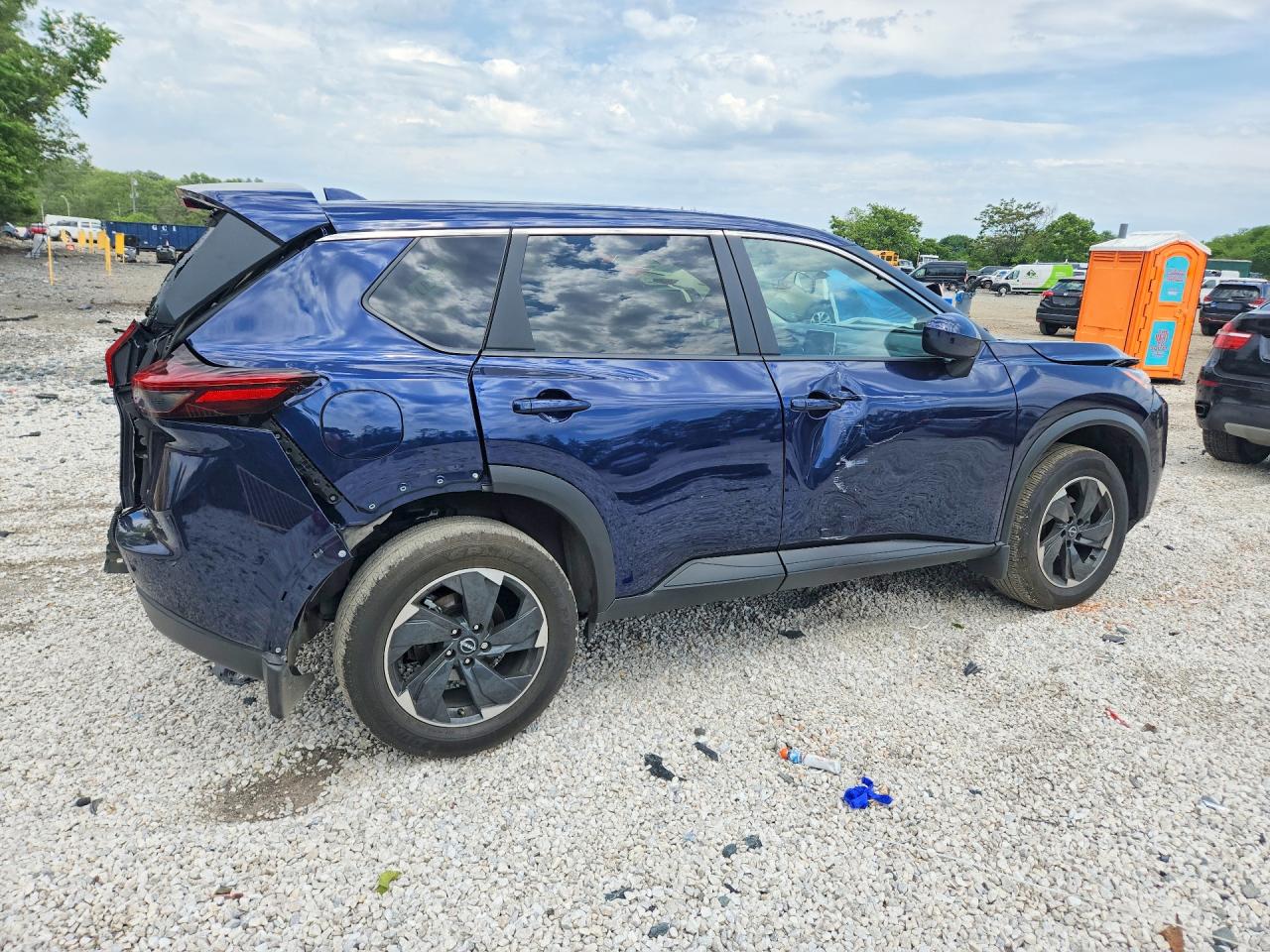 2025 NISSAN ROGUE SV — снимка 3