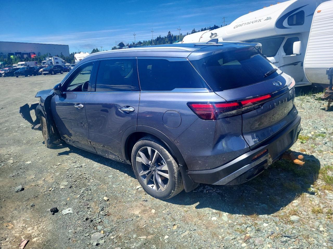 2025 INFINITI QX60 LUXE — снимка 2