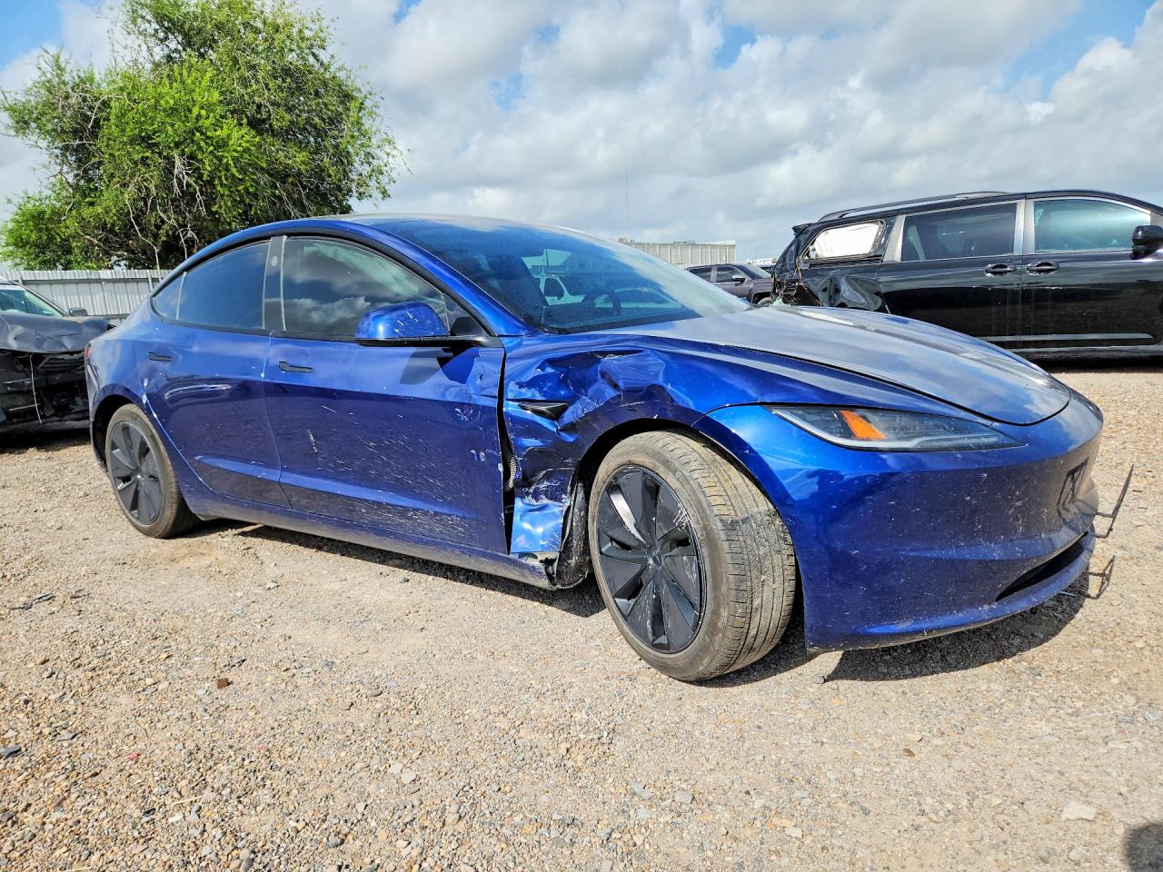 2025 TESLA MODEL 3 — снимка 4