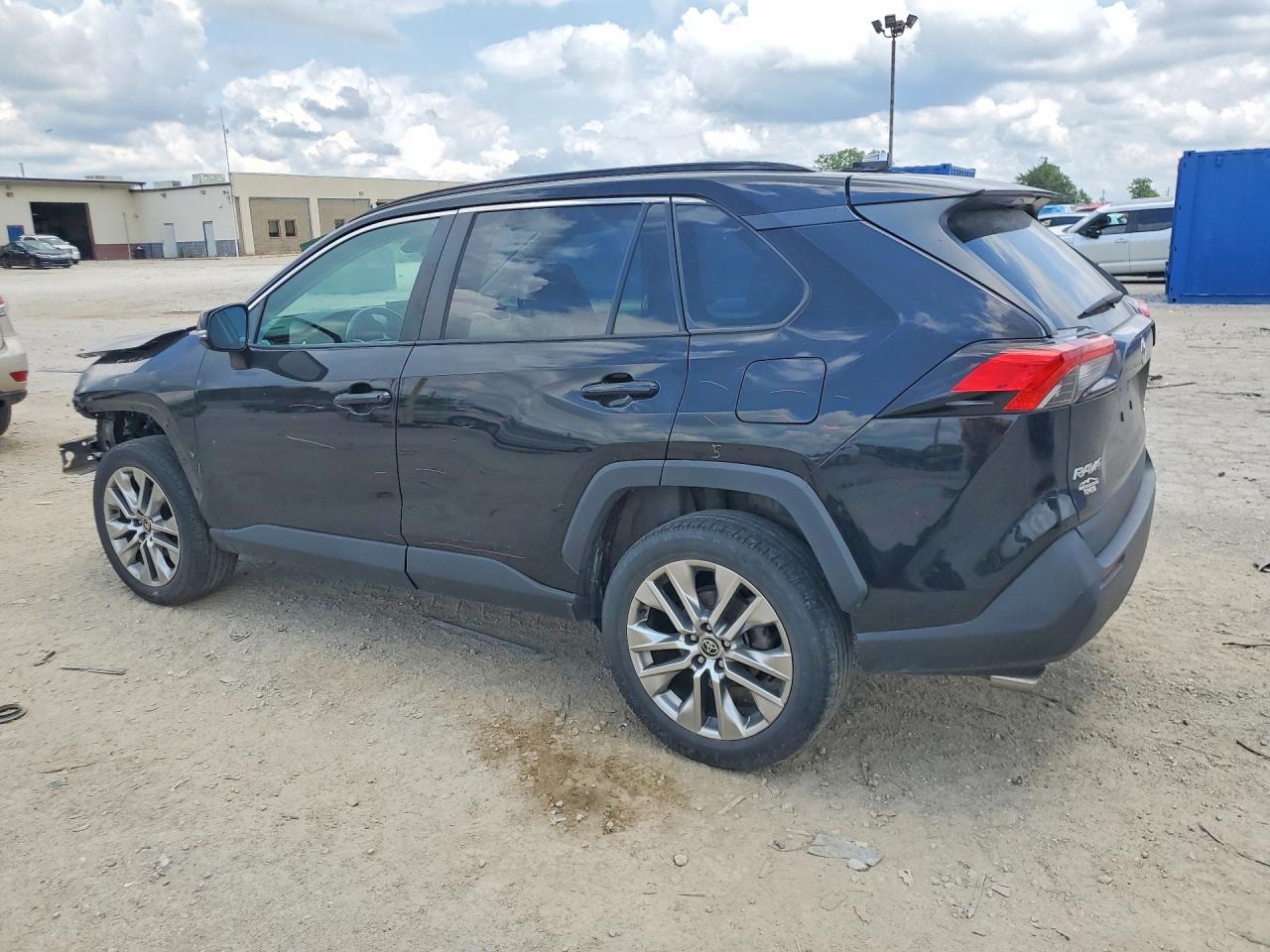 2022 TOYOTA RAV4 XLE PREMIUM — снимка 2