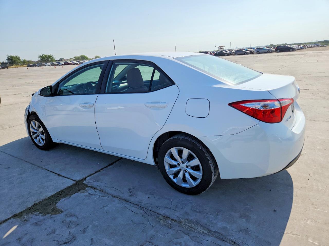2015 TOYOTA COROLLA LE — снимка 2