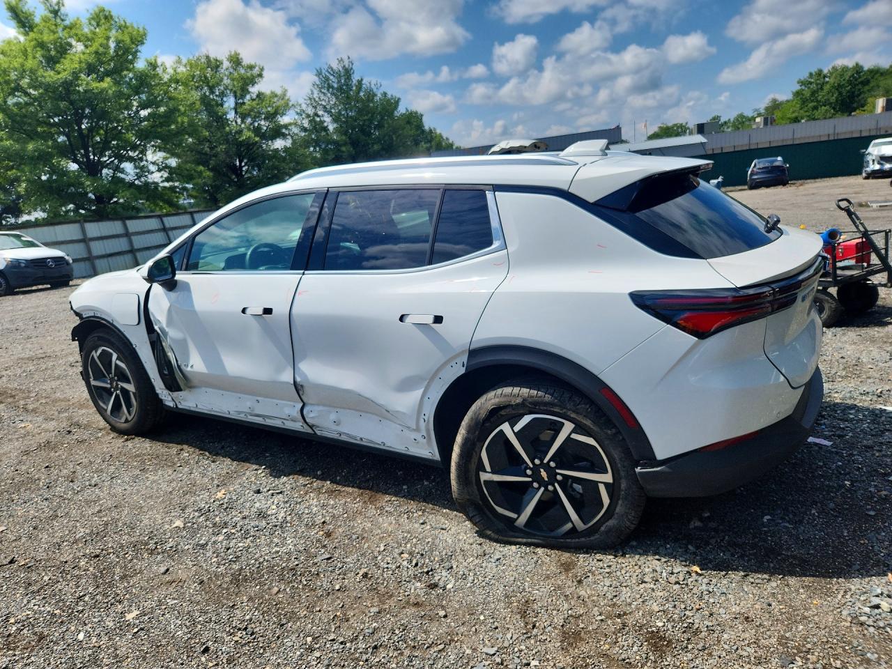 2026 CHEVROLET EQUINOX LT — снимка 2