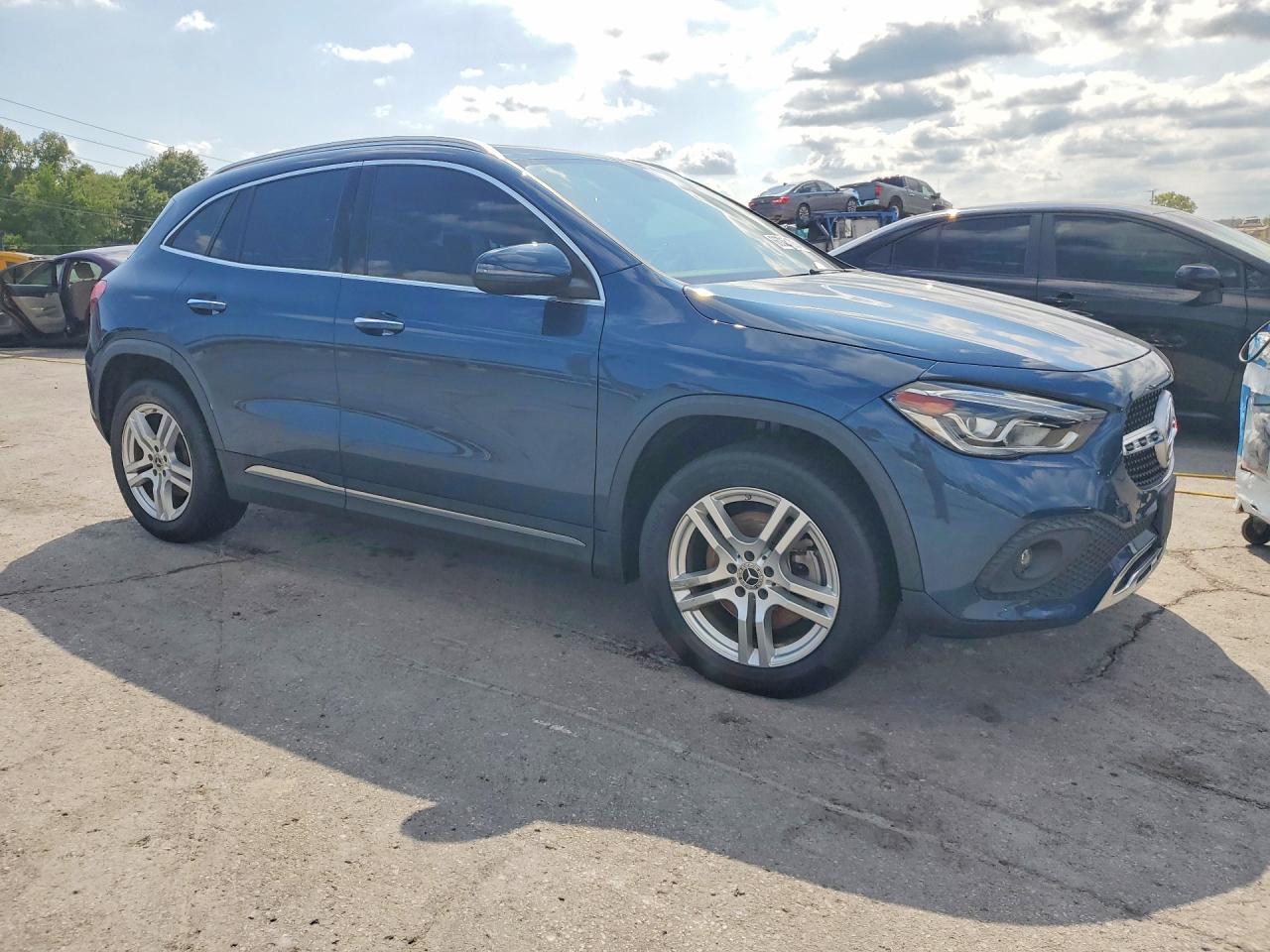 2021 MERCEDES-BENZ GLA 250 4MATIC — снимка 4
