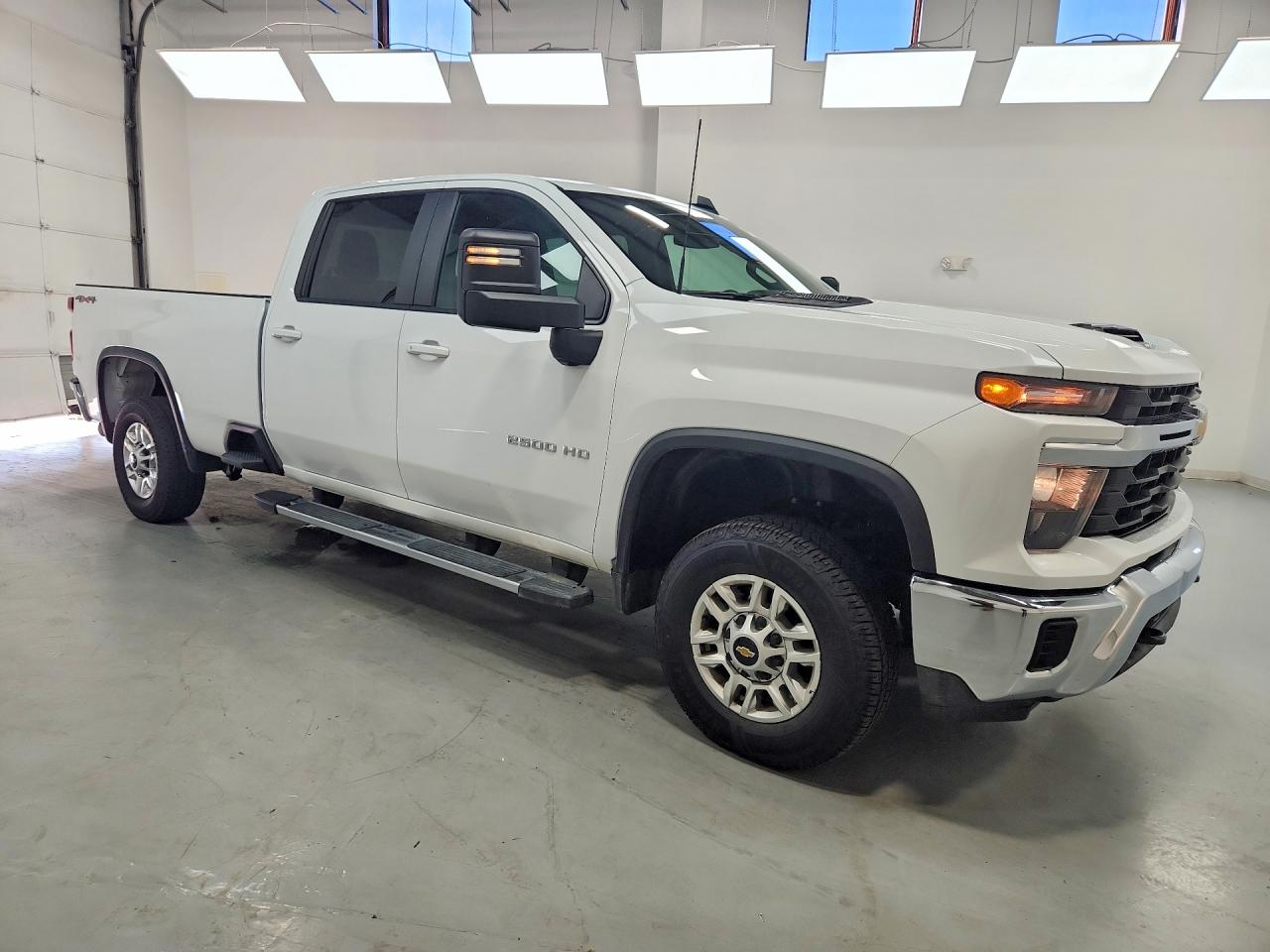 2026 CHEVROLET SILVERADO K2500 HEAVY DUTY LT — снимка 4