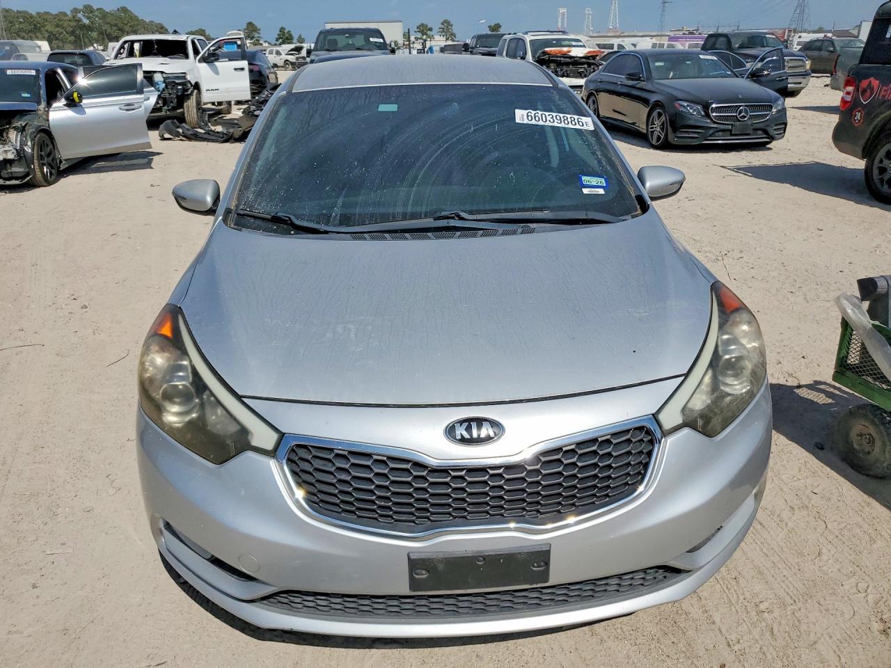 2016 KIA FORTE5 LX — снимка 5