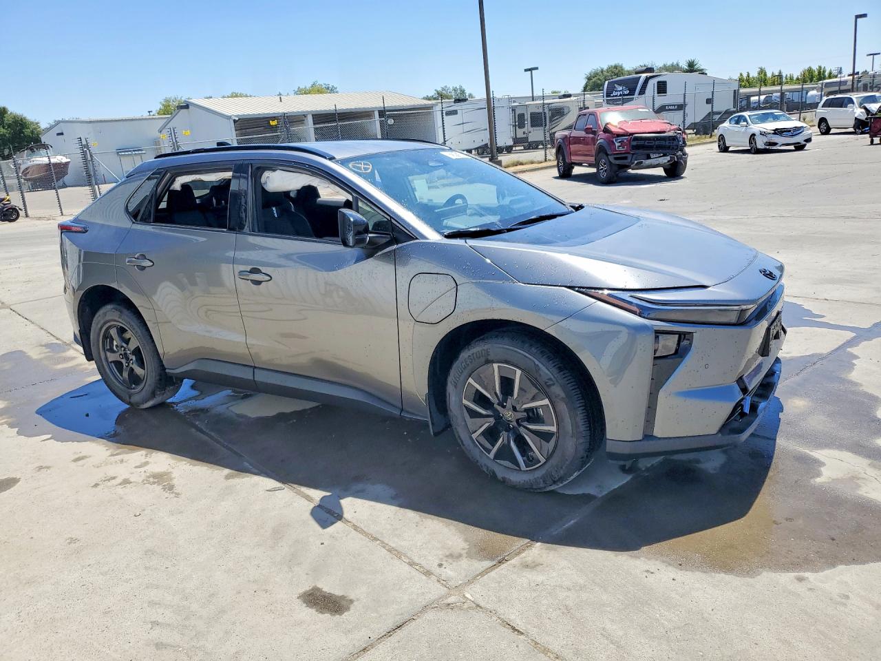 2026 TOYOTA BZ XLE PLUS — снимка 4