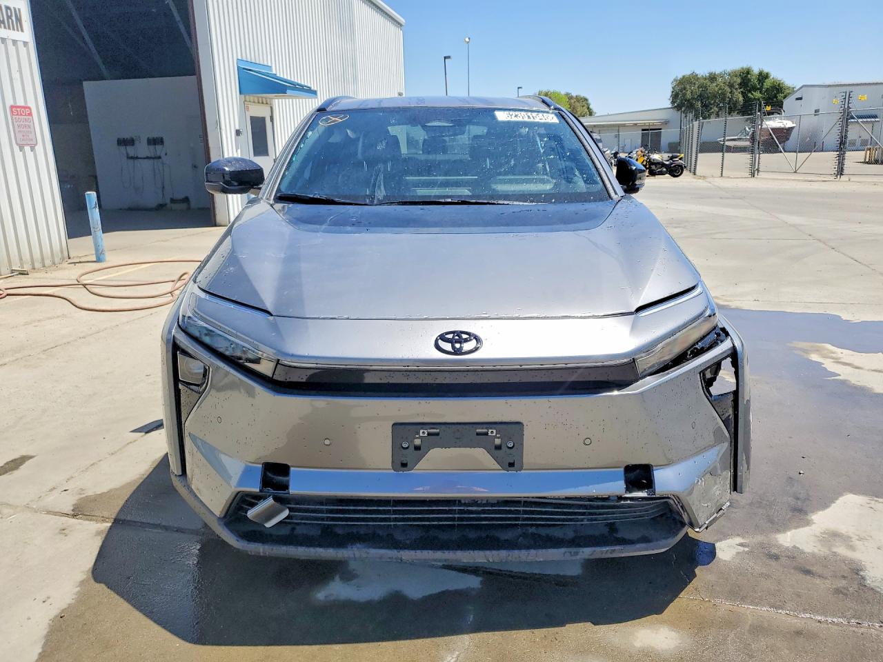 2026 TOYOTA BZ XLE PLUS — снимка 5