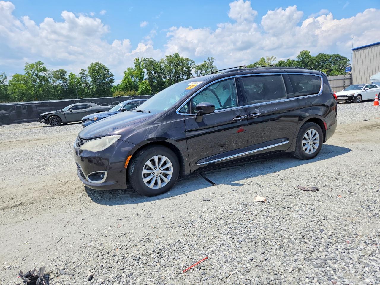 2017 CHRYSLER PACIFICA TOURING L