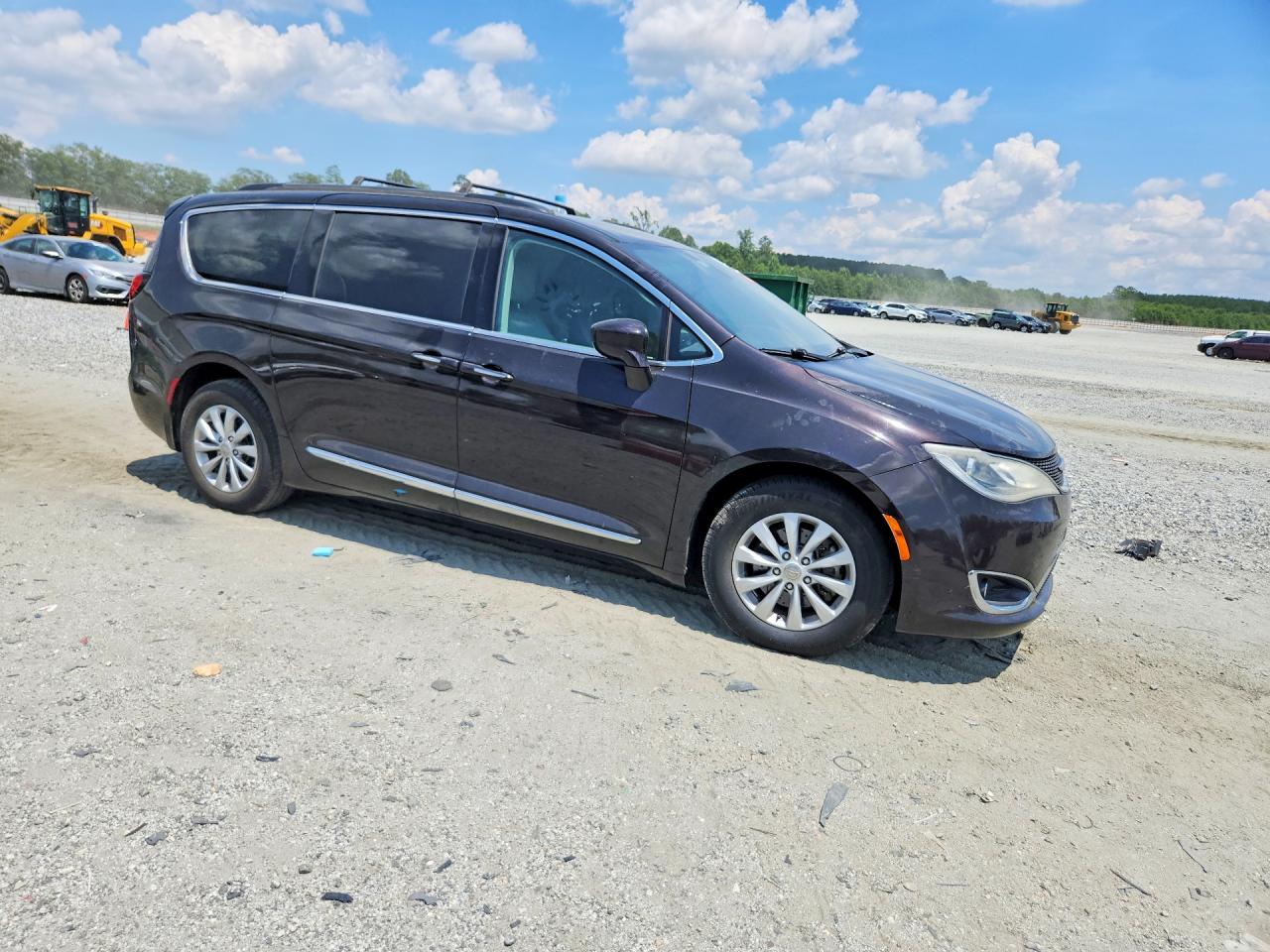 2017 CHRYSLER PACIFICA TOURING L — снимка 4