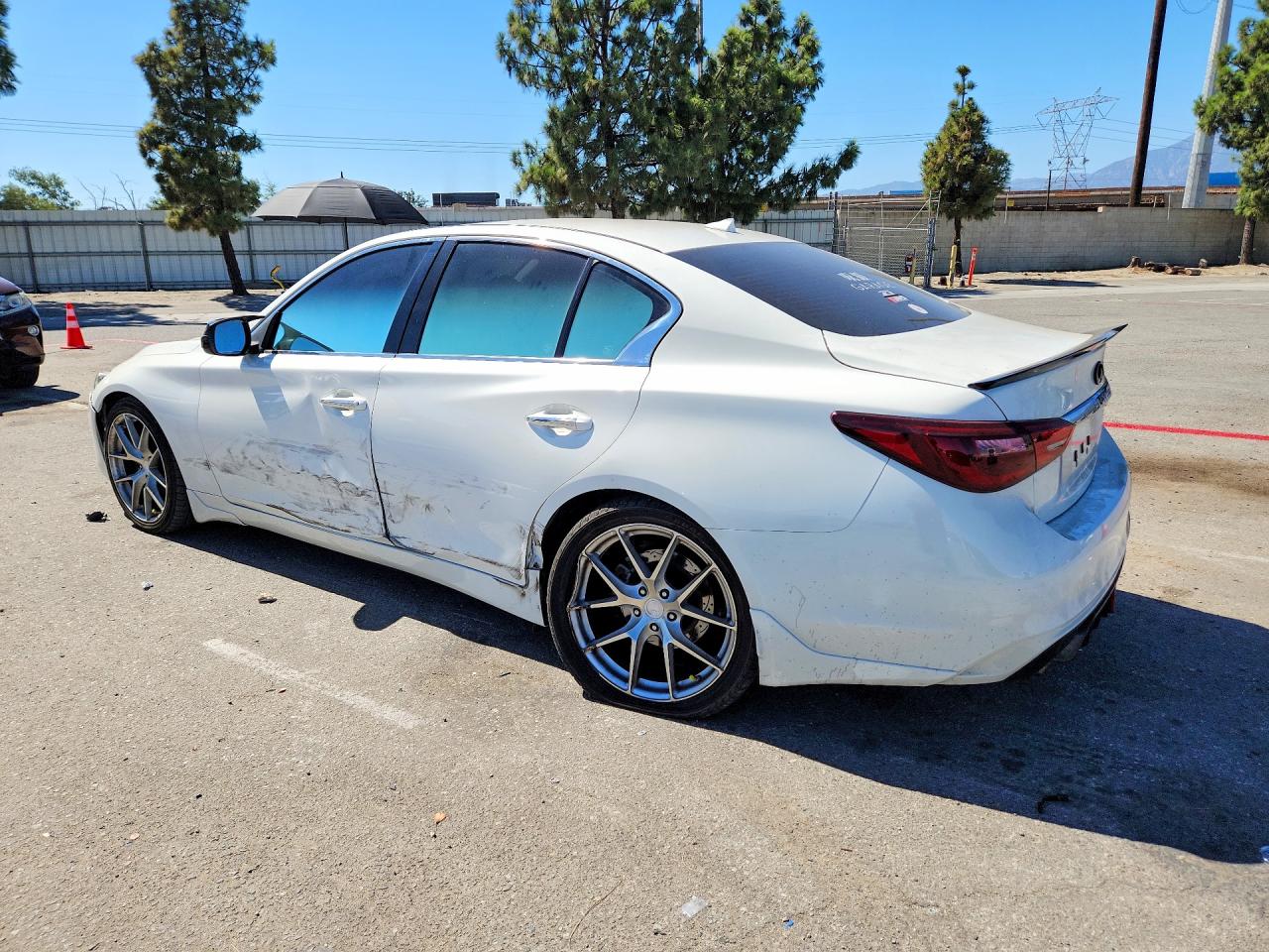2019 INFINITI Q50 3.0T LUXE — снимка 2
