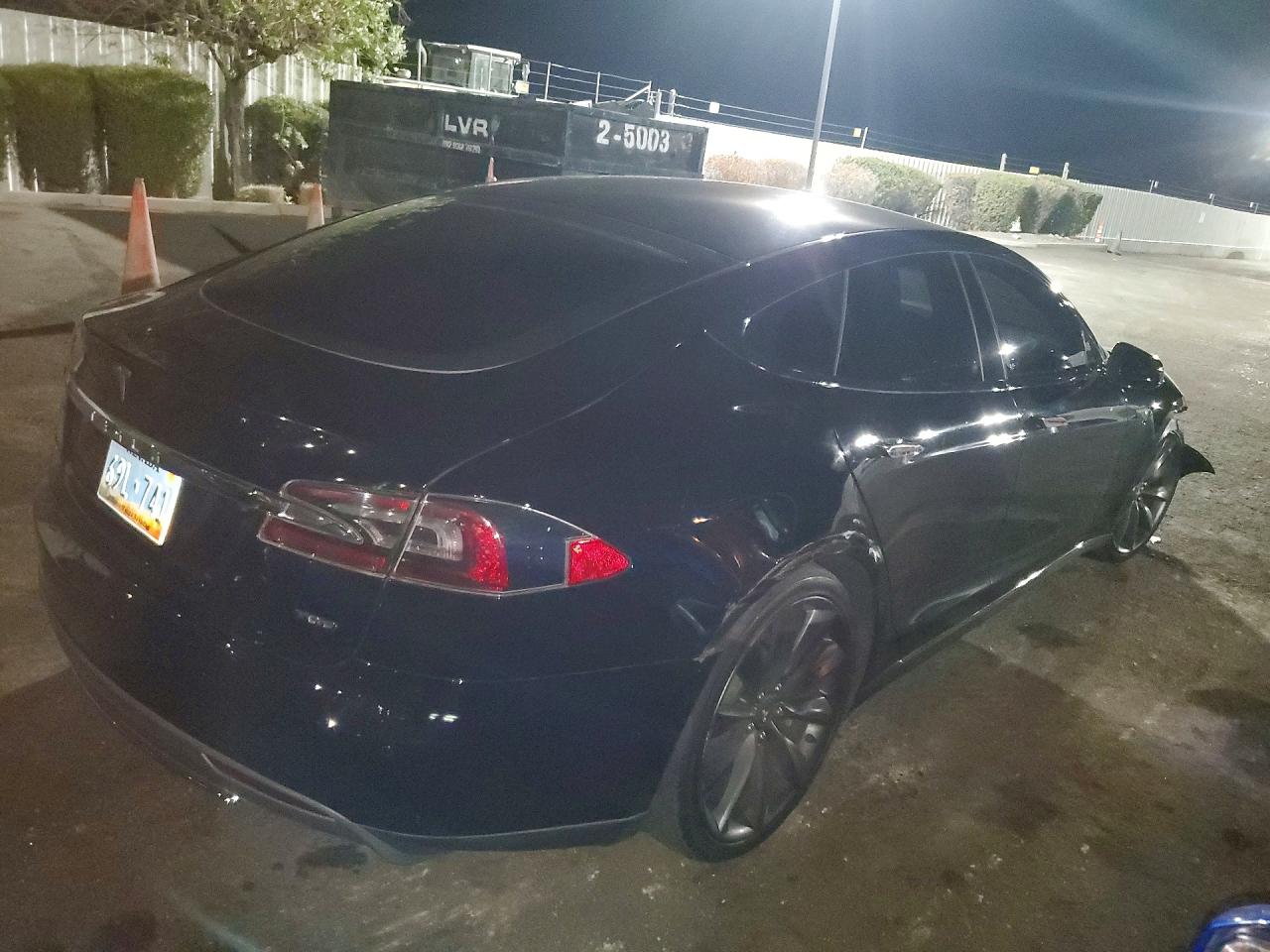 2016 TESLA MODEL S — снимка 3