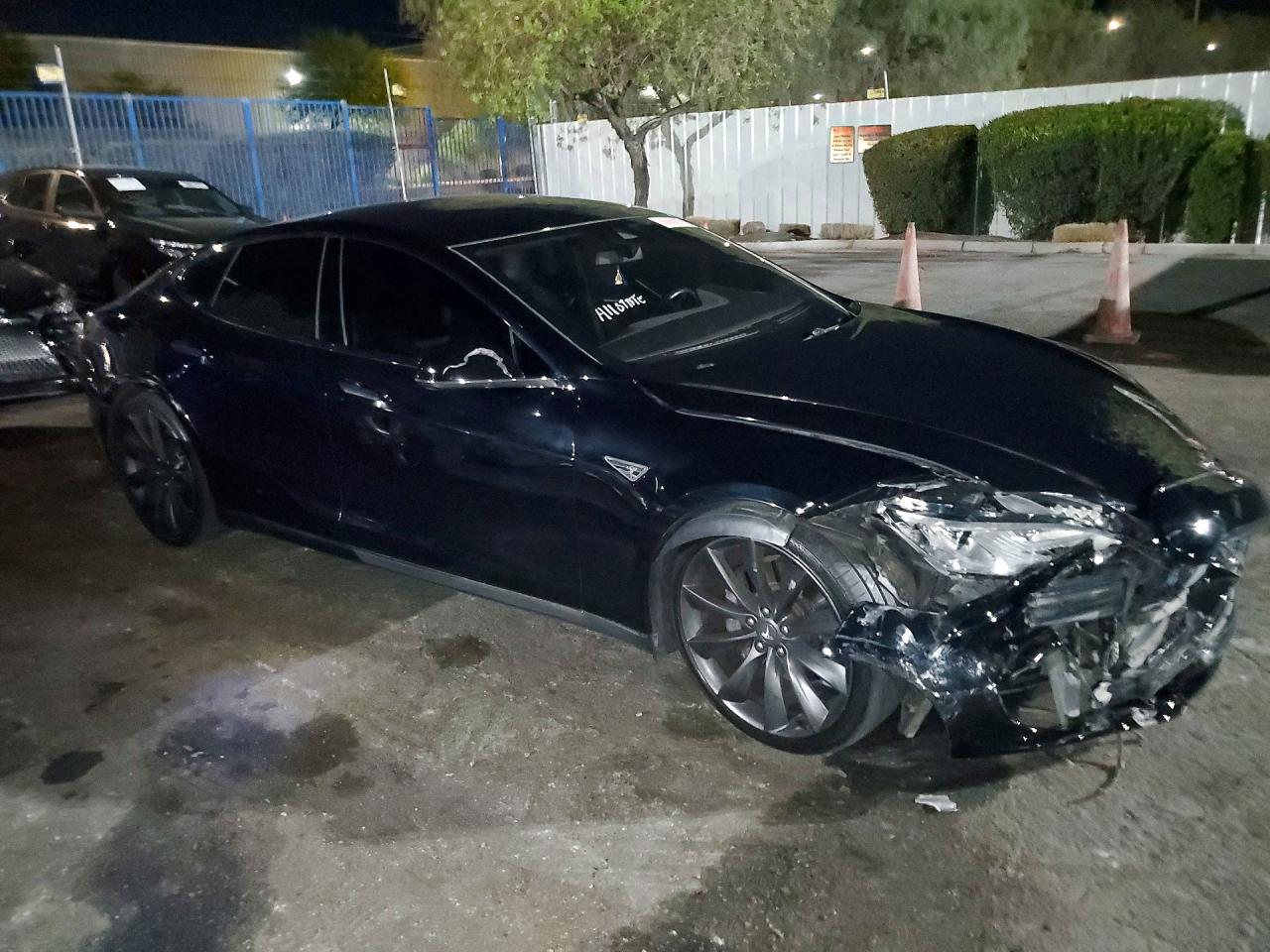 2016 TESLA MODEL S — снимка 4