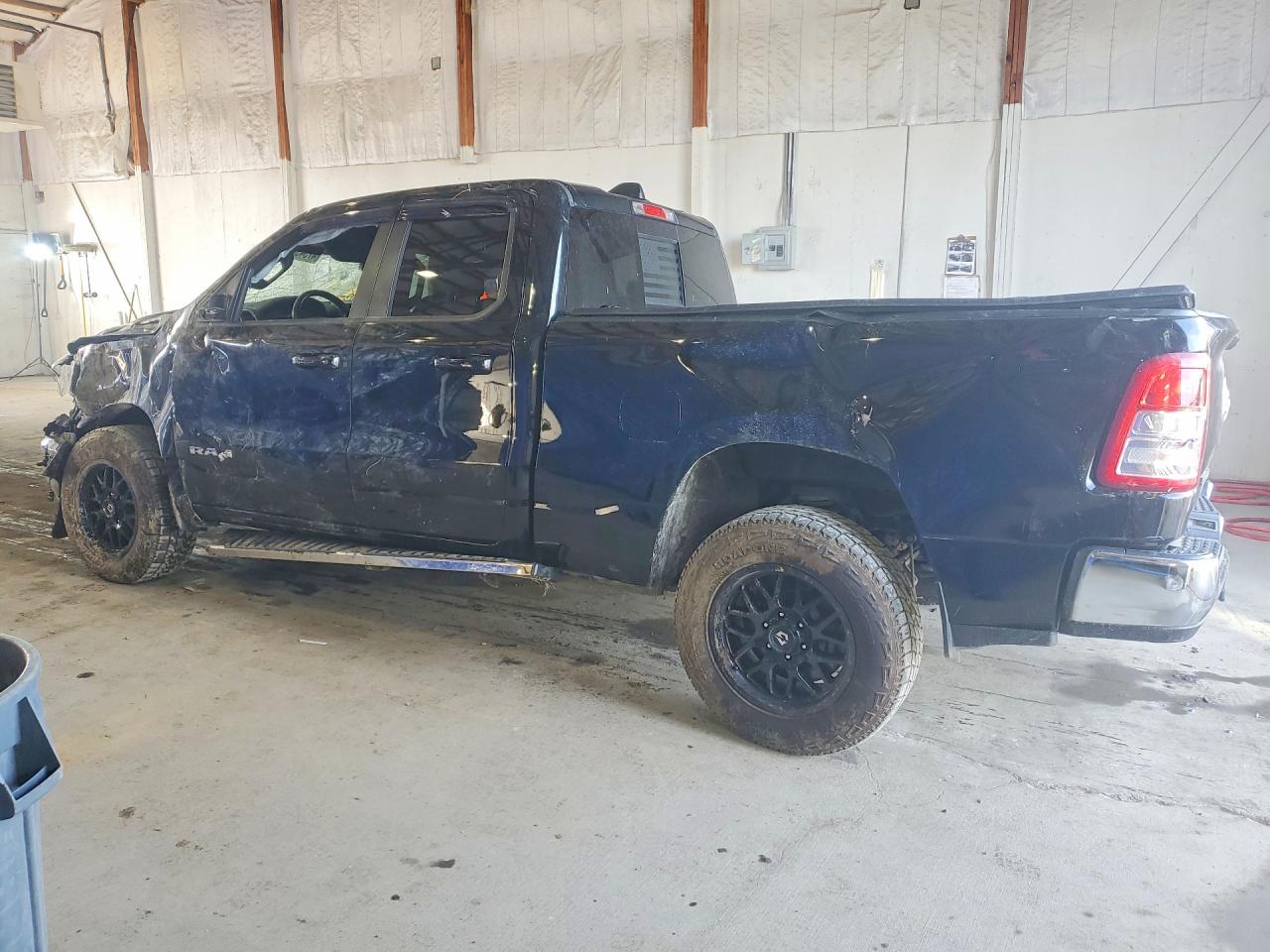 2022 RAM 1500 BIG HORN — снимка 2