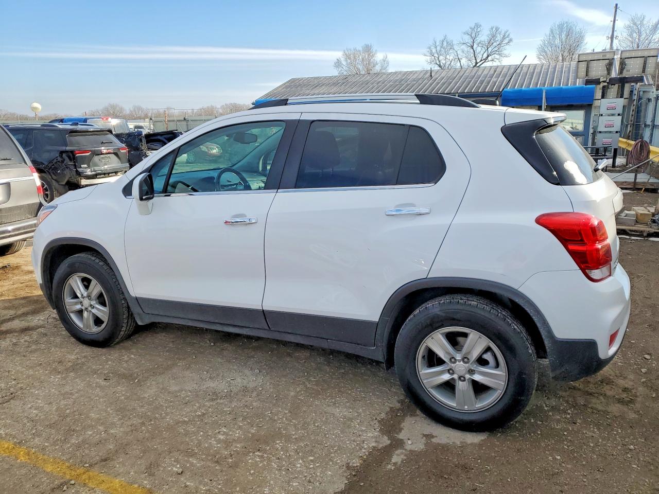 2019 CHEVROLET TRAX 1LT — снимка 2