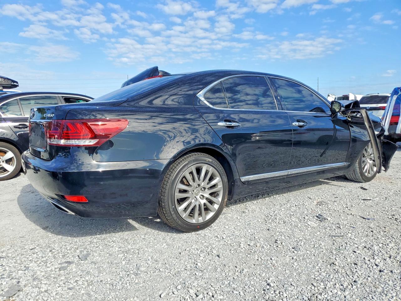 2014 LEXUS LS 460 — снимка 3