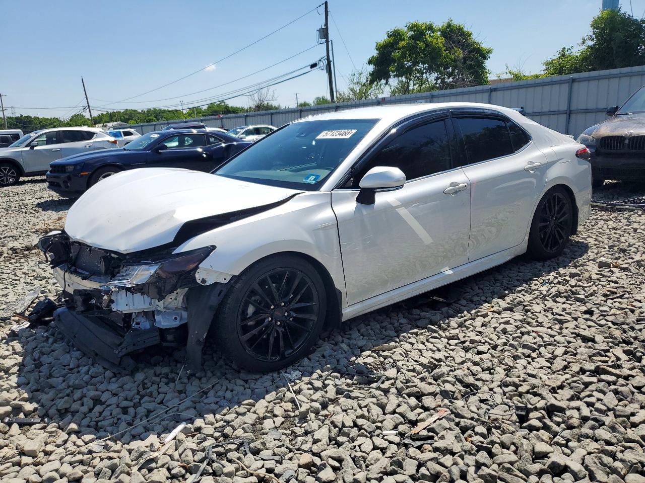 2020 TOYOTA CAMRY XSE