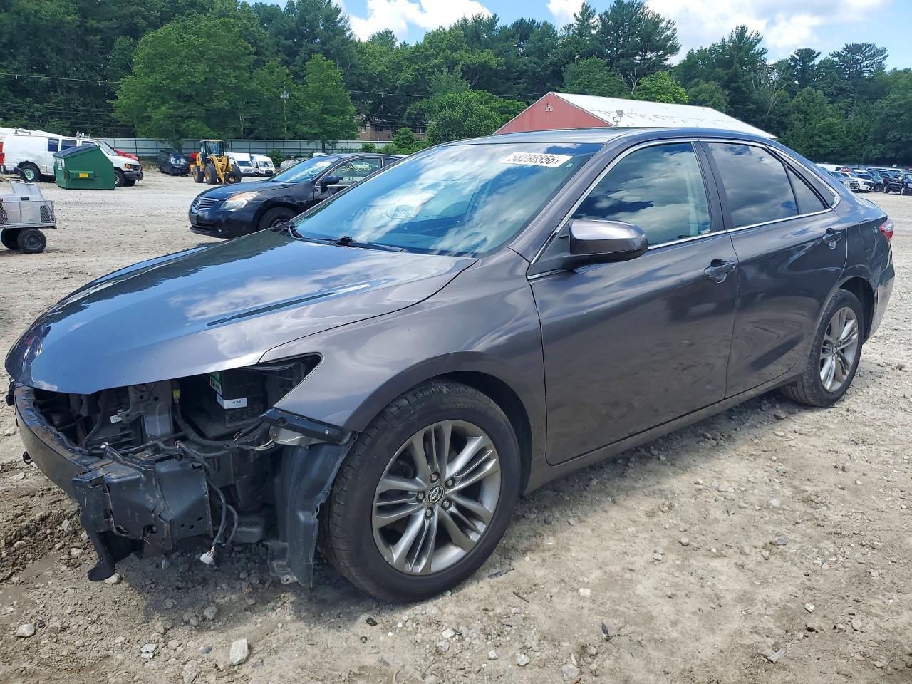 2015 TOYOTA CAMRY SE