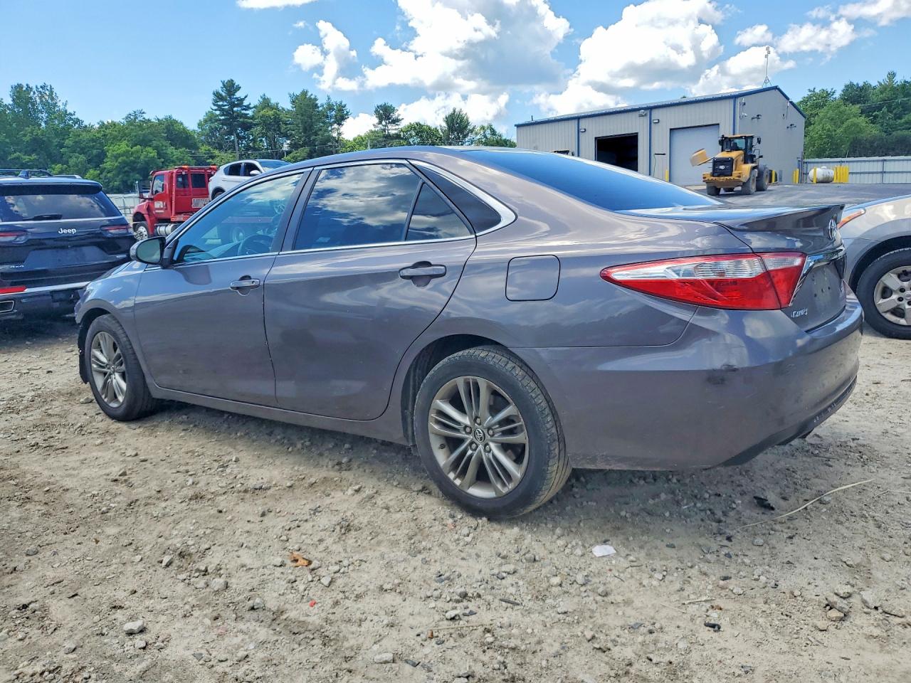 2015 TOYOTA CAMRY SE — снимка 2