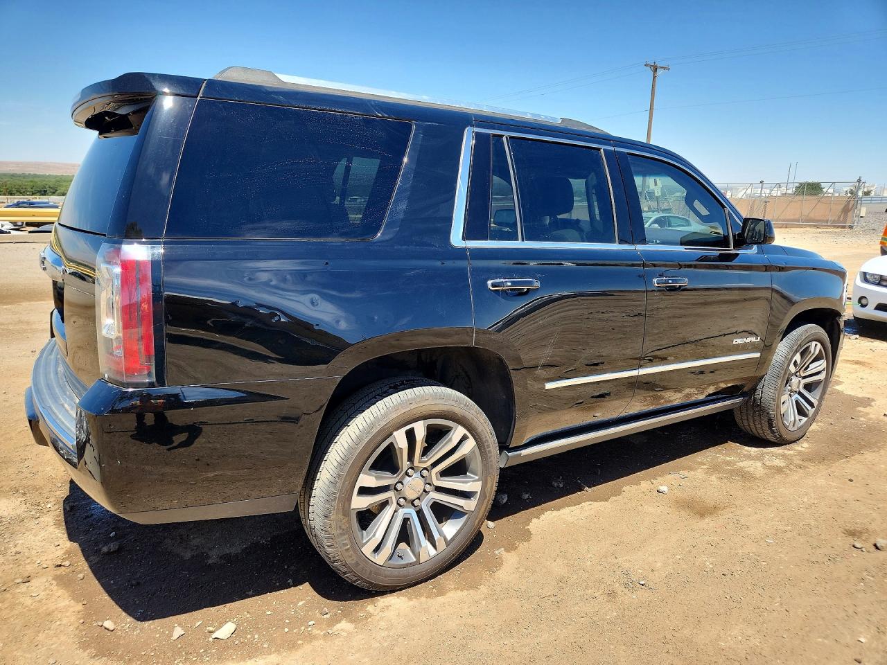 2018 GMC YUKON DENALI — снимка 3