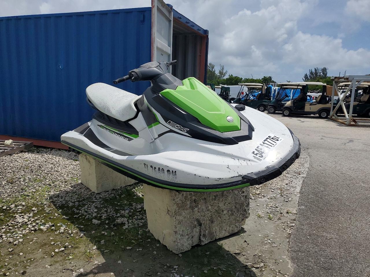 2017 YAMAHA JET SKI