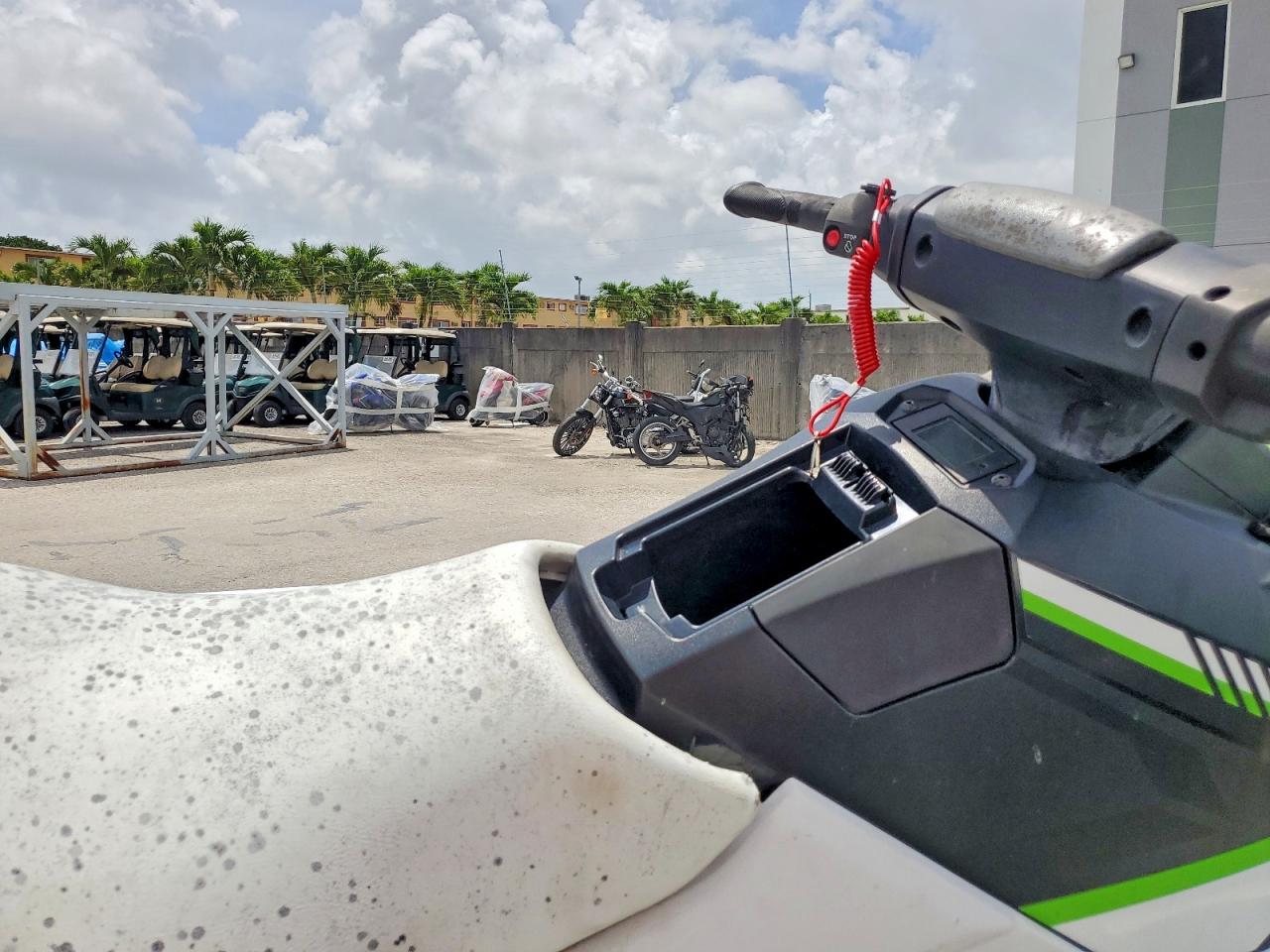 2017 YAMAHA JET SKI — снимка 5