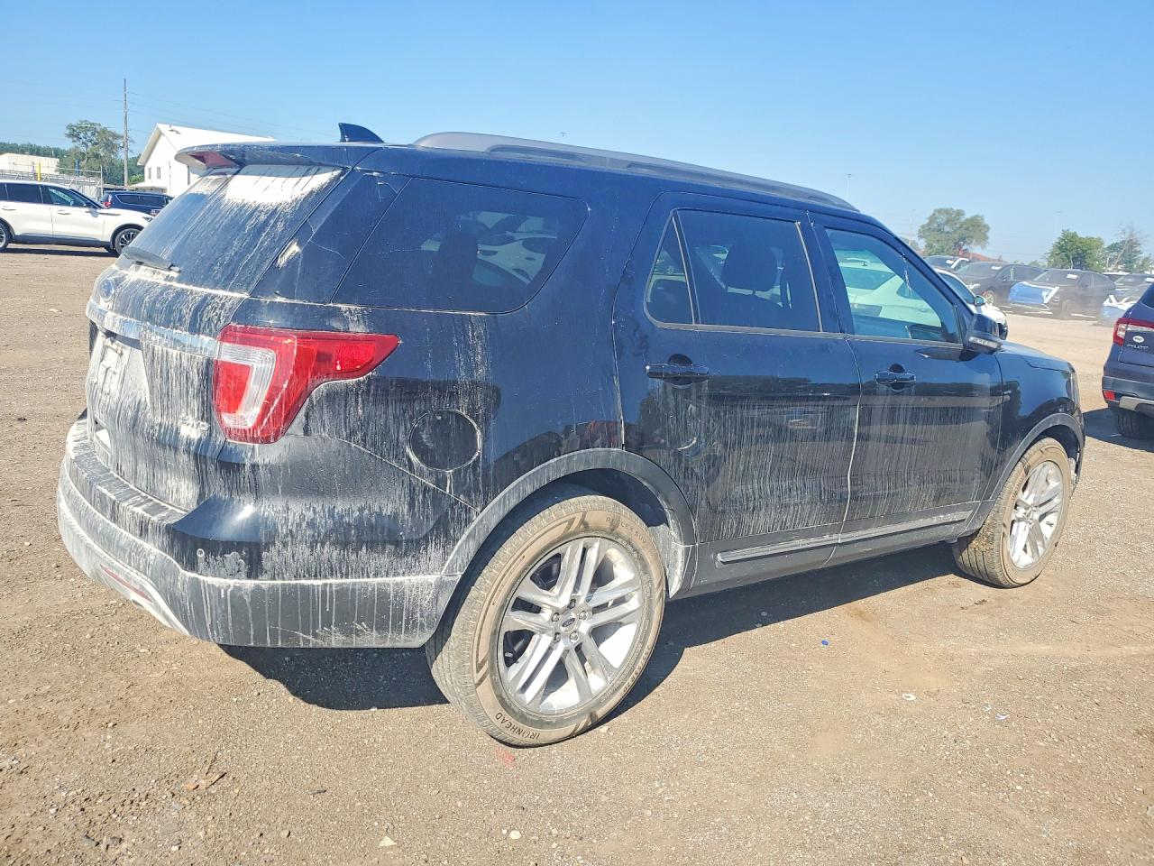 2017 FORD EXPLORER XLT — снимка 3