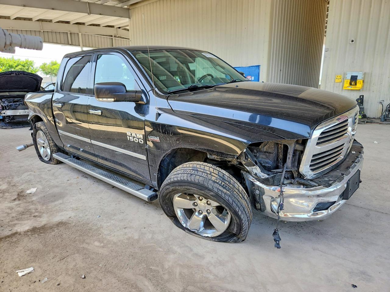 2017 RAM 1500 SLT — снимка 4
