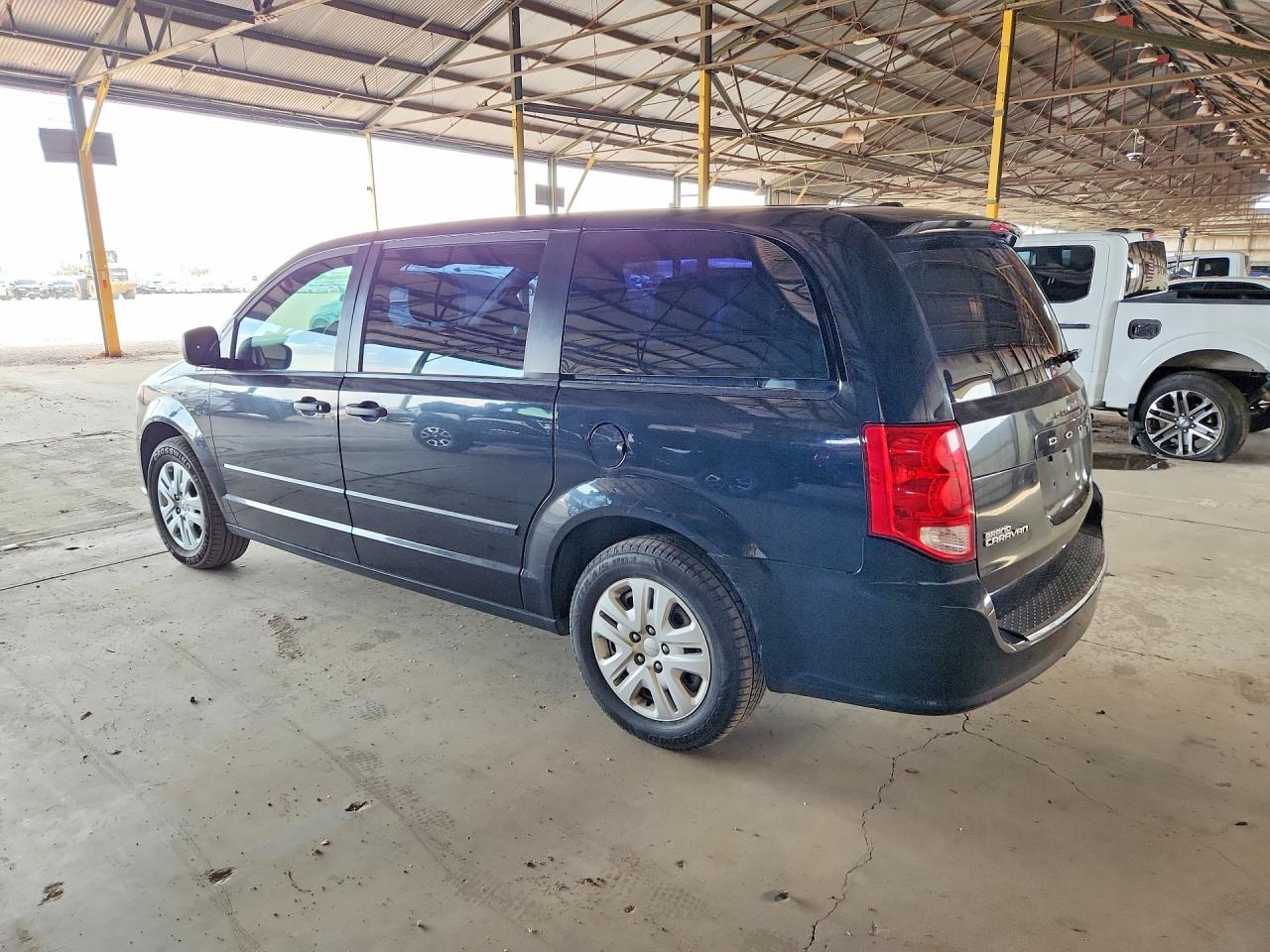 2015 DODGE GRAND CARAVAN SE — снимка 2
