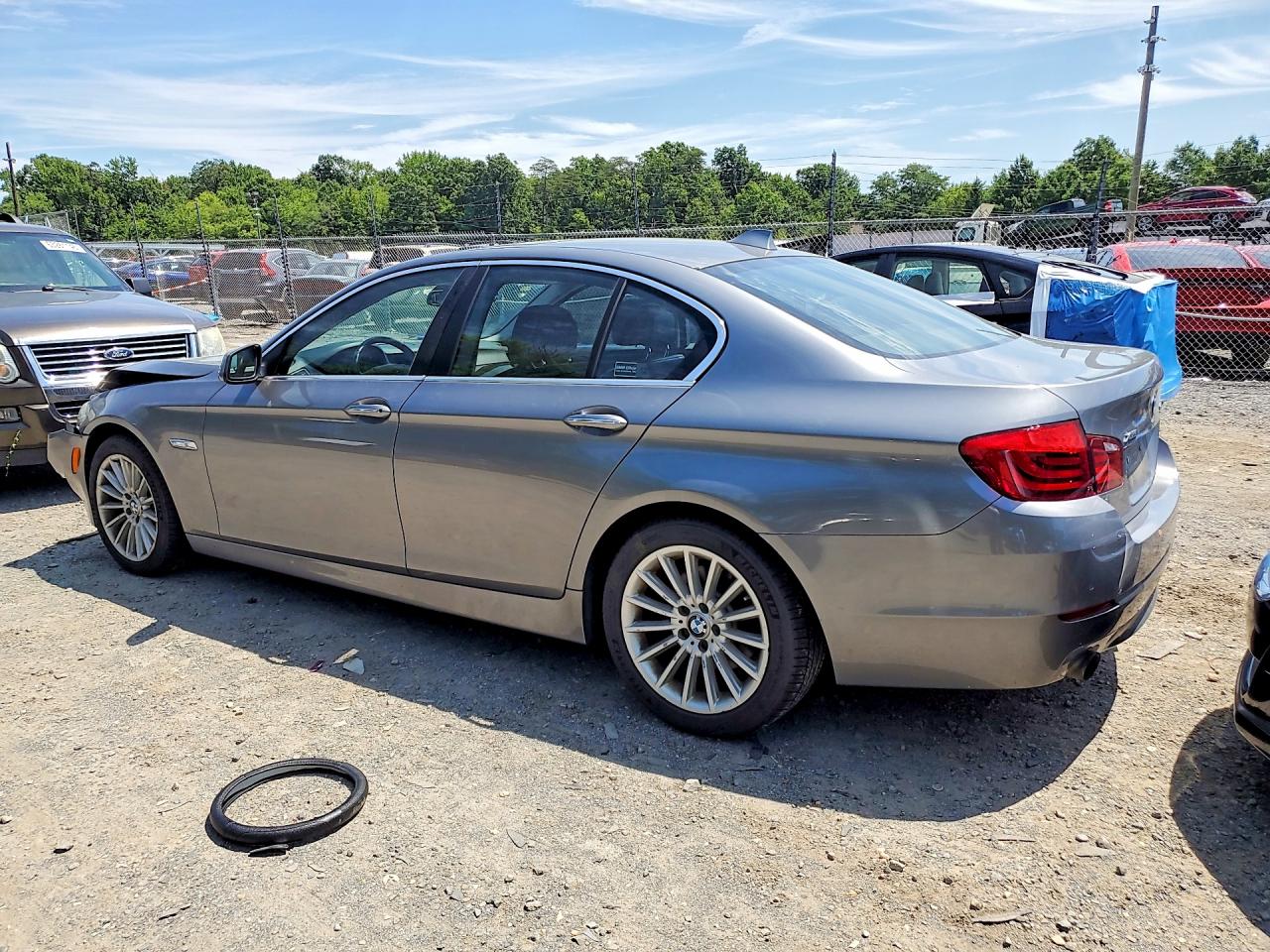2013 BMW 535 XI — снимка 2