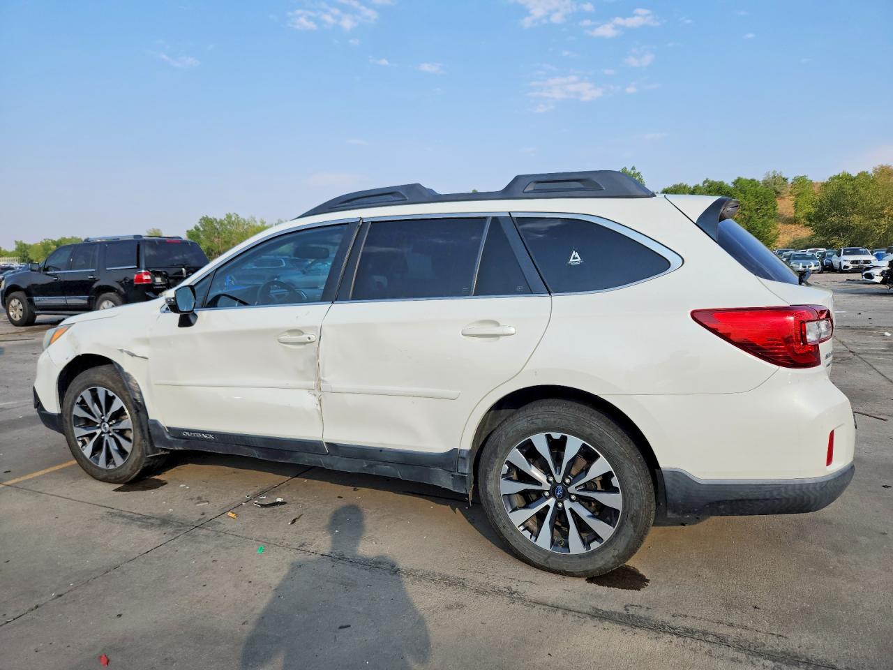 2015 SUBARU OUTBACK 2.5I LIMITED — снимка 2
