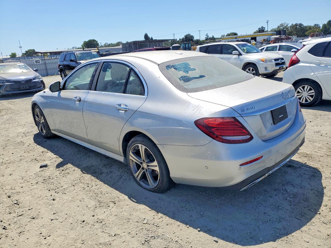 2017 MERCEDES-BENZ E 300 — снимка 2