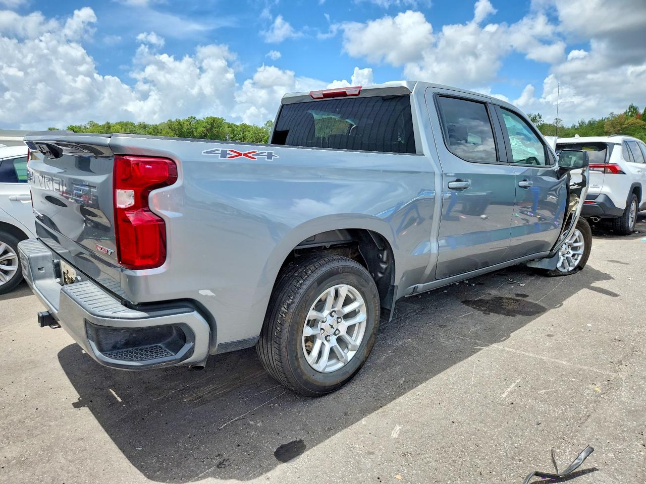 2026 CHEVROLET SILVERADO K1500 RST — снимка 3