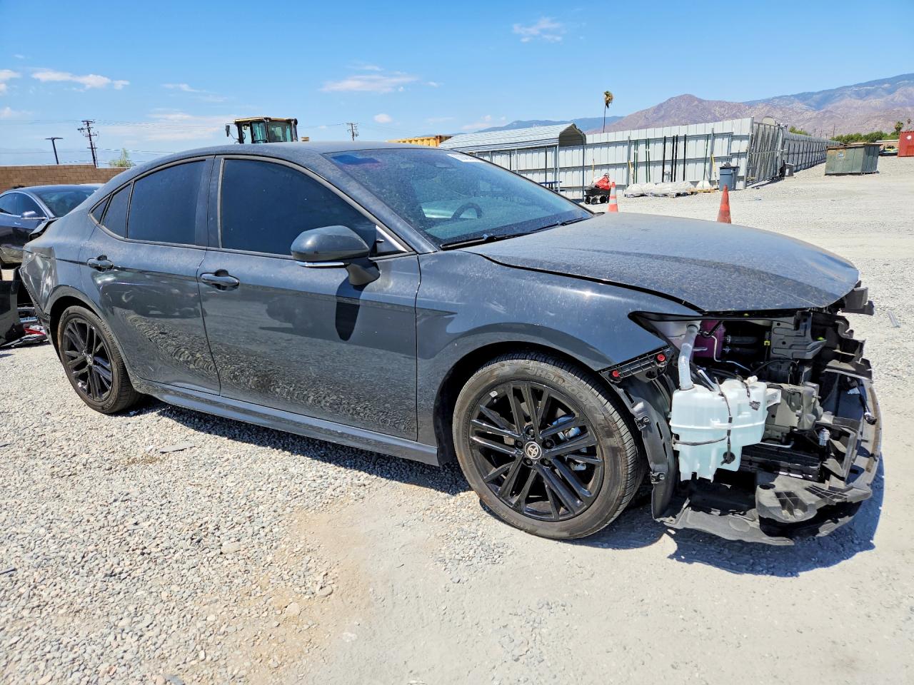 2025 TOYOTA CAMRY SE — снимка 4