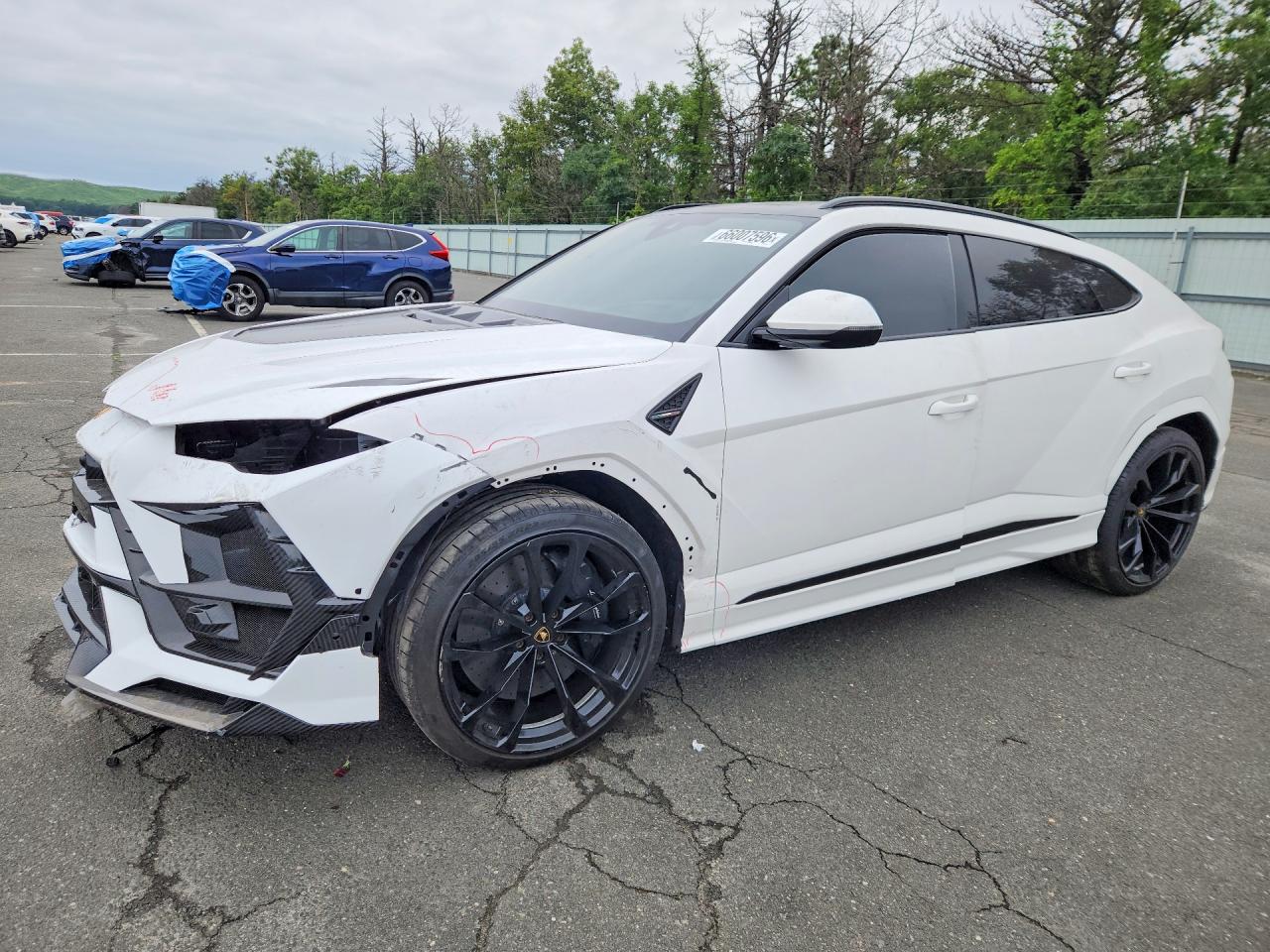 2021 LAMBORGHINI URUS S
