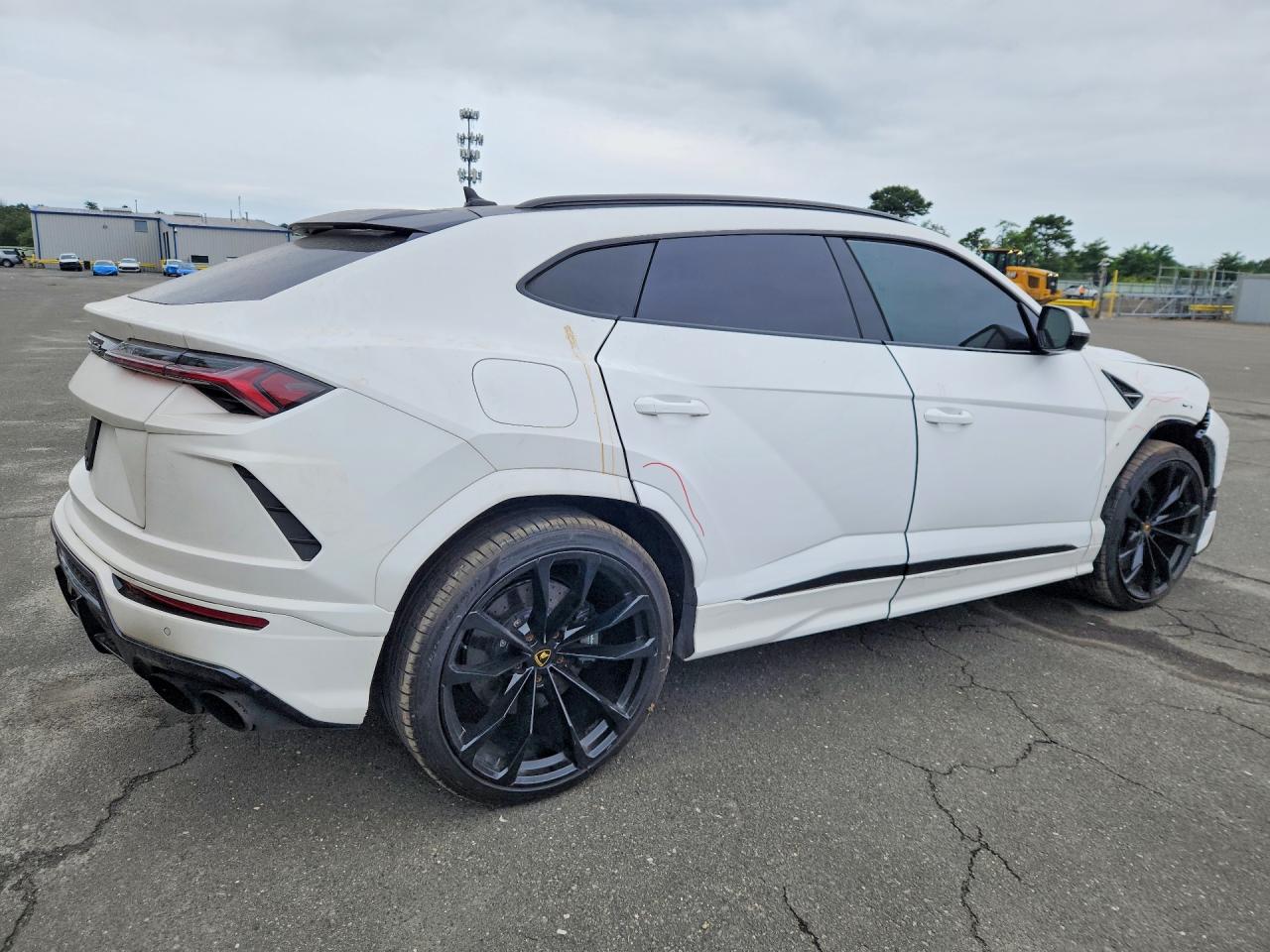 2021 LAMBORGHINI URUS S — снимка 3