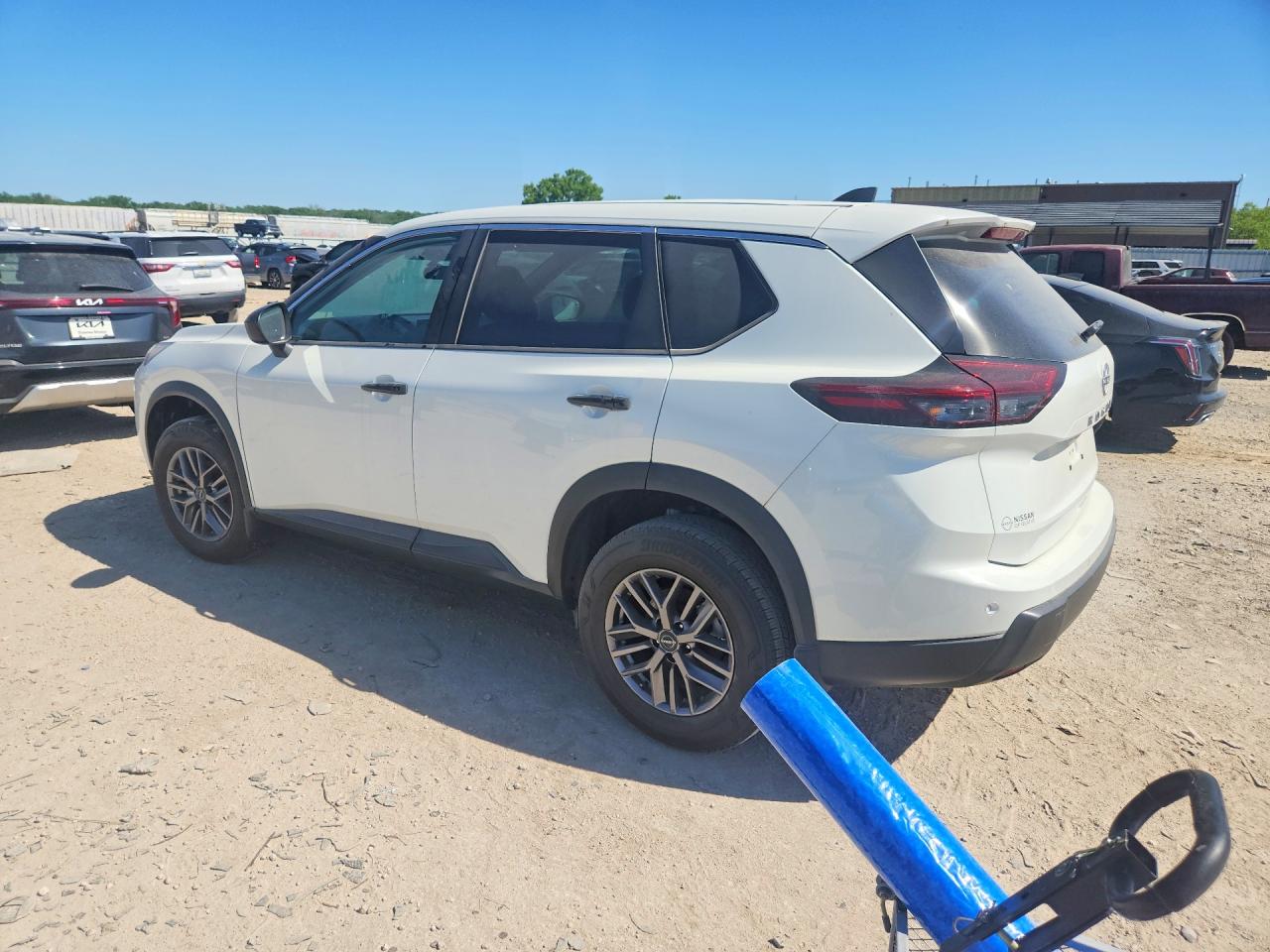 2025 NISSAN ROGUE S — снимка 2